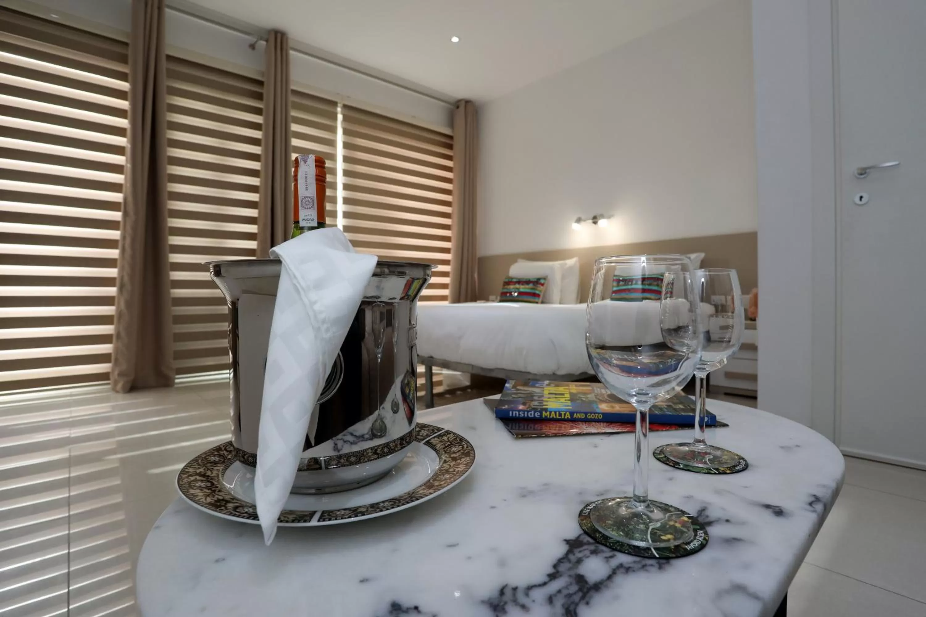 Drinks in Escape to St Julians