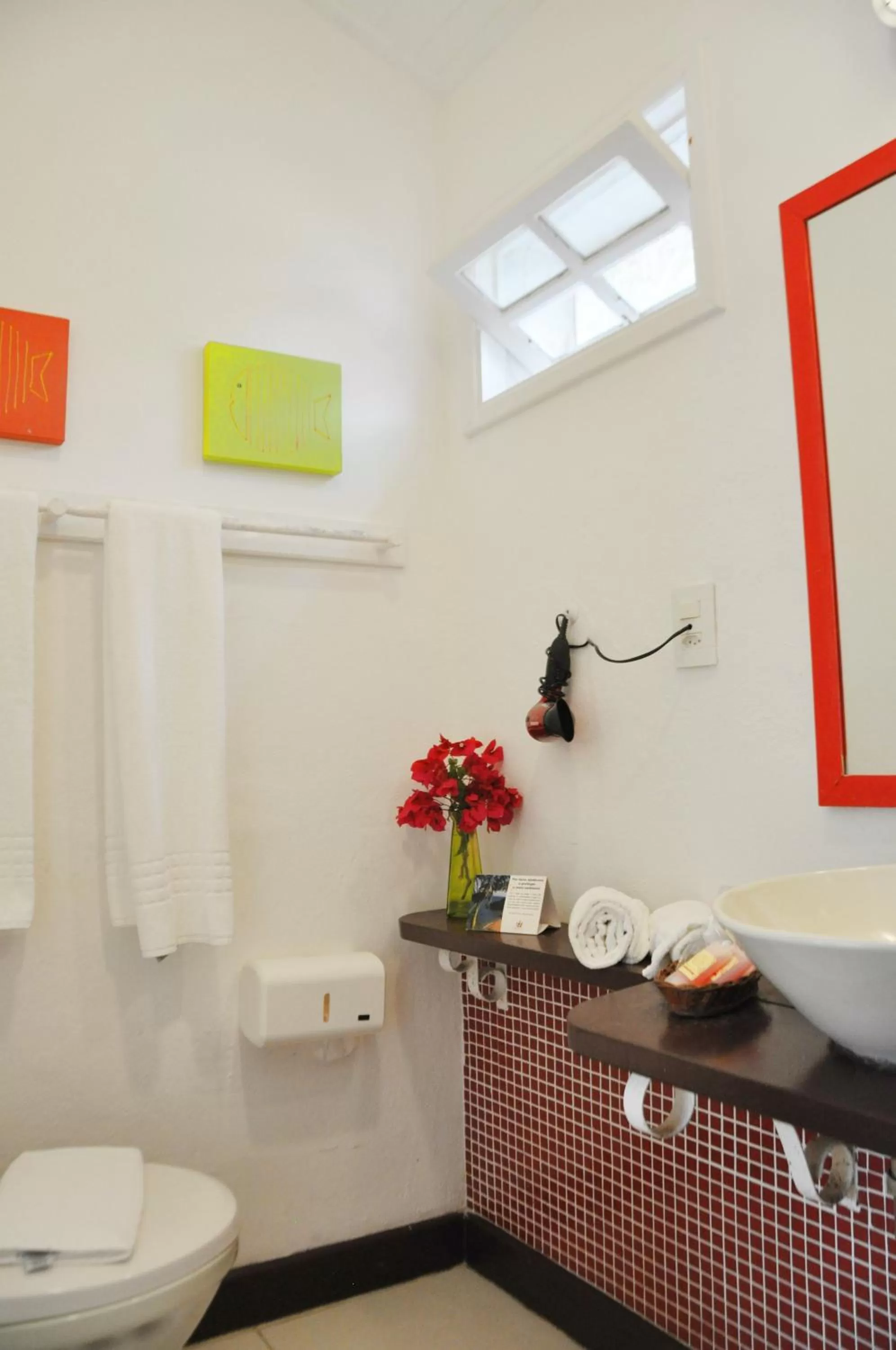 Bathroom in Pousada Bucaneiro