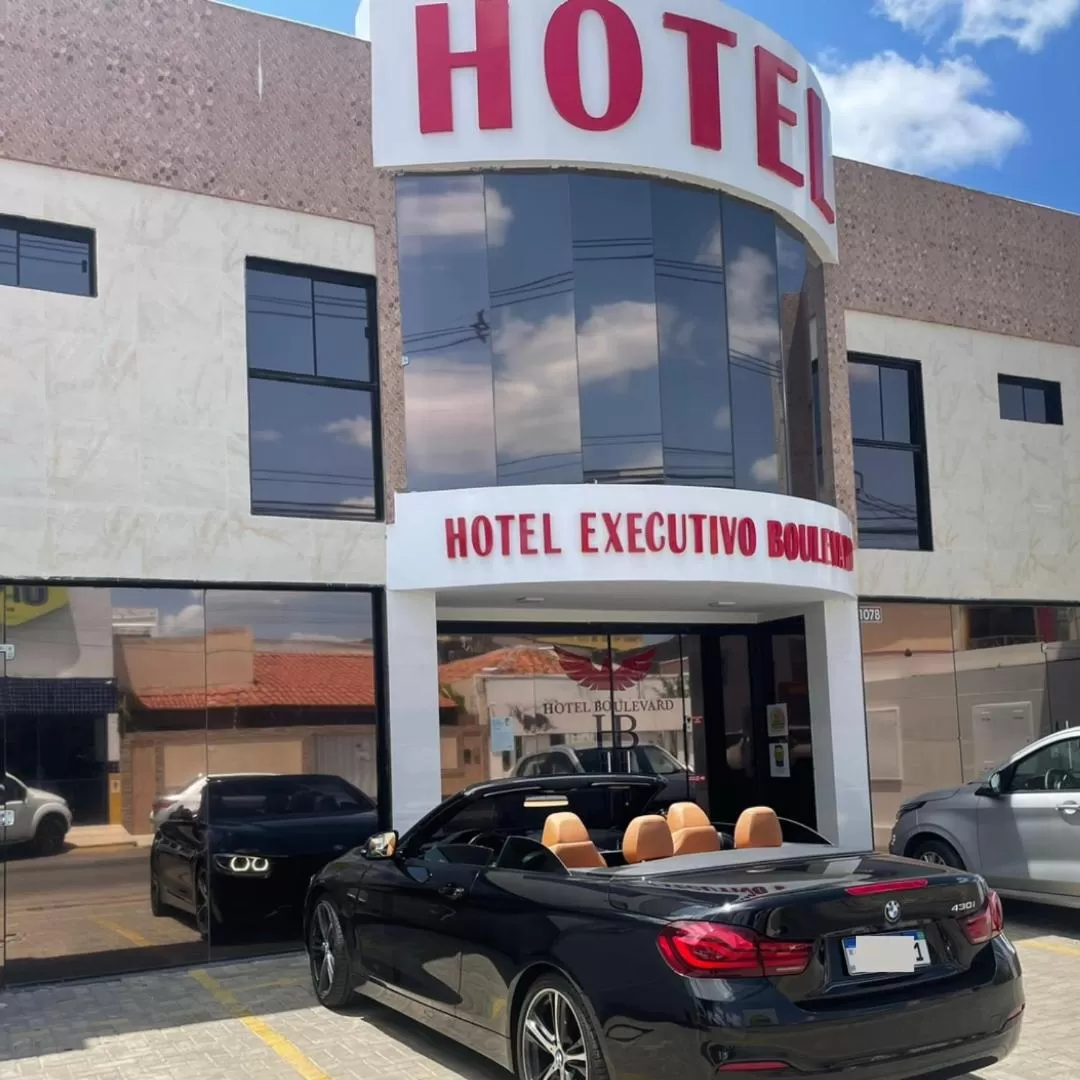 Hotel Executivo Boulevard