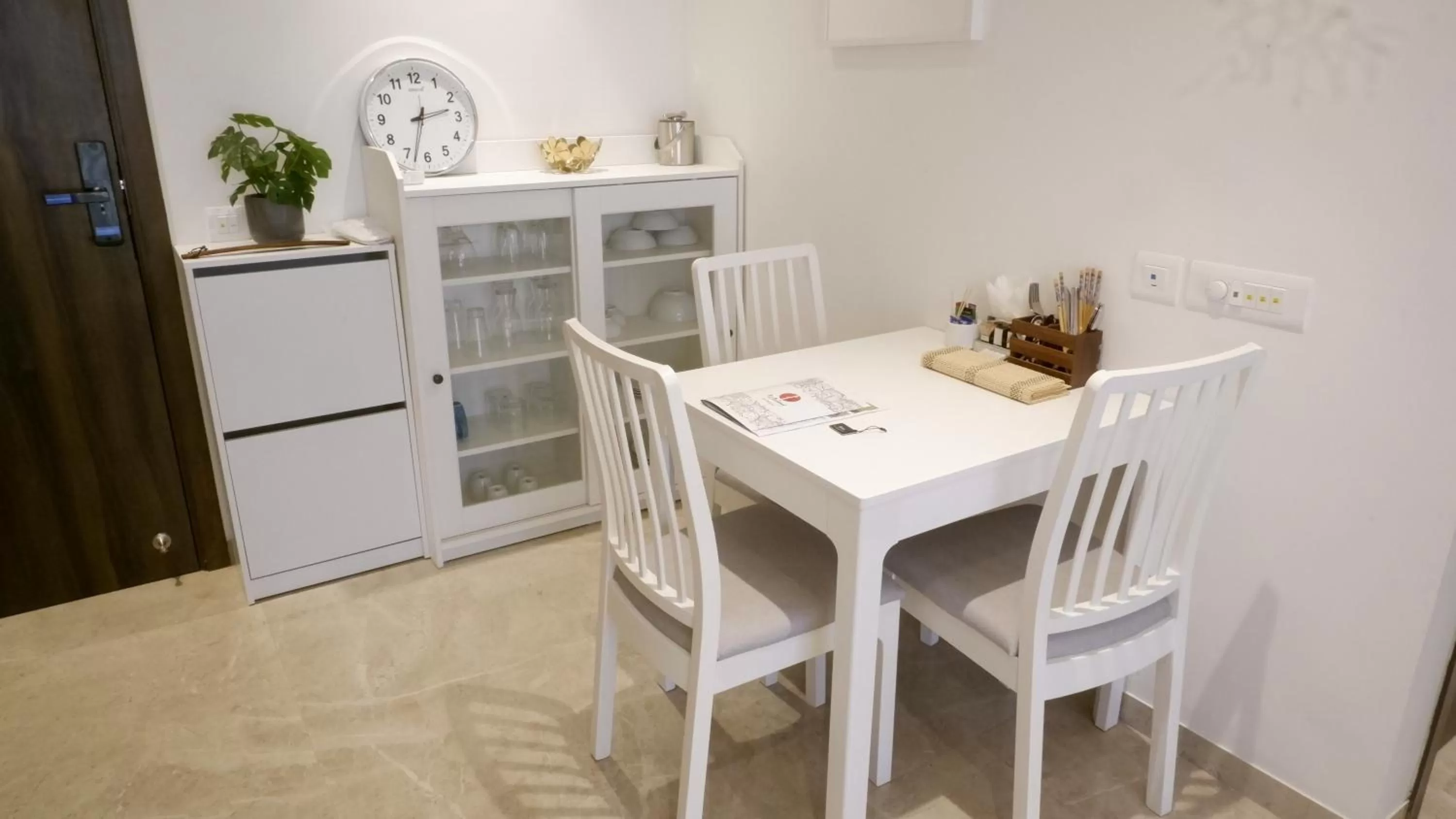 Living room in RELOhomes Serviced Apartment