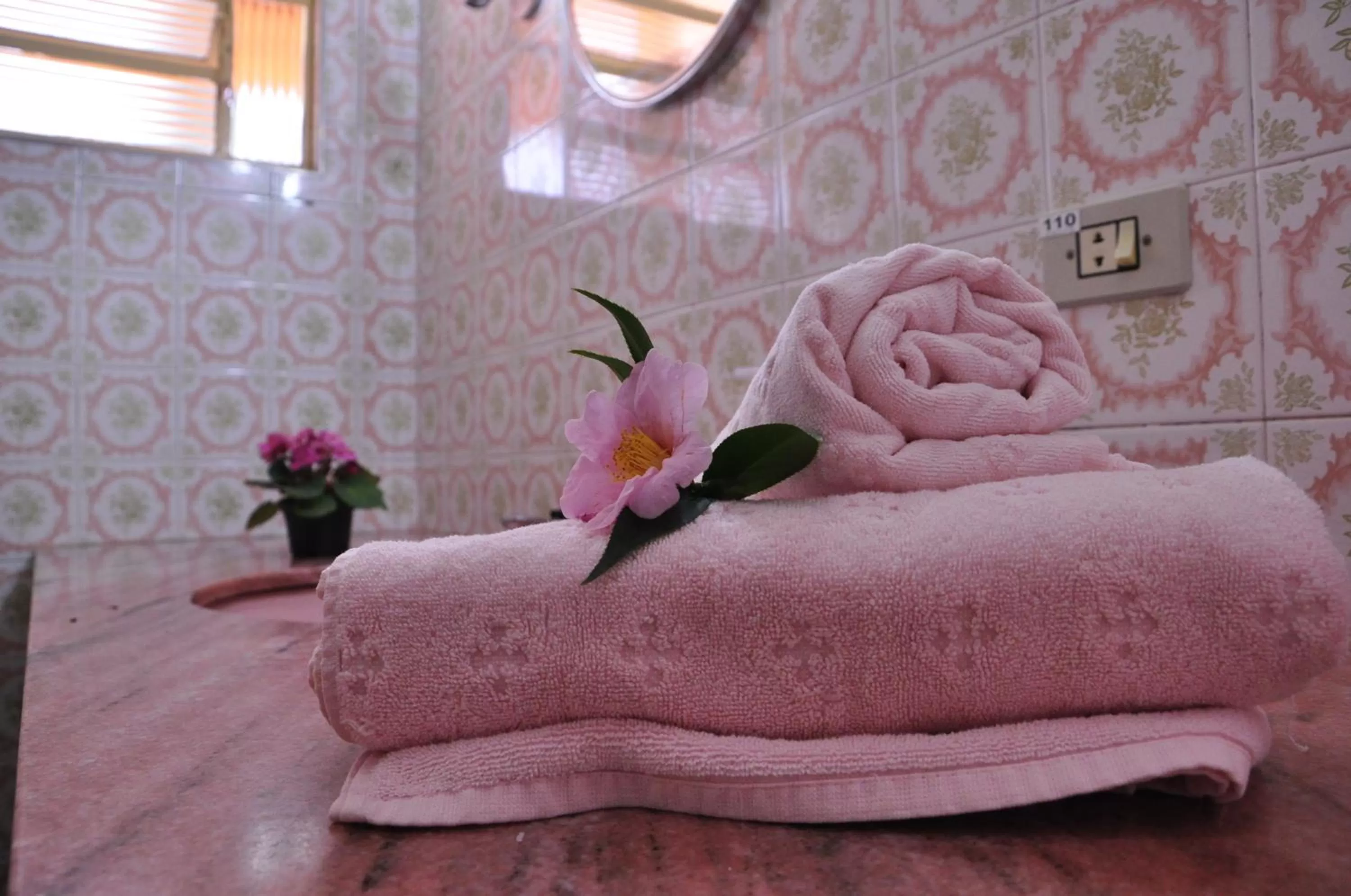 Bathroom, Bed in Pousada Curumi