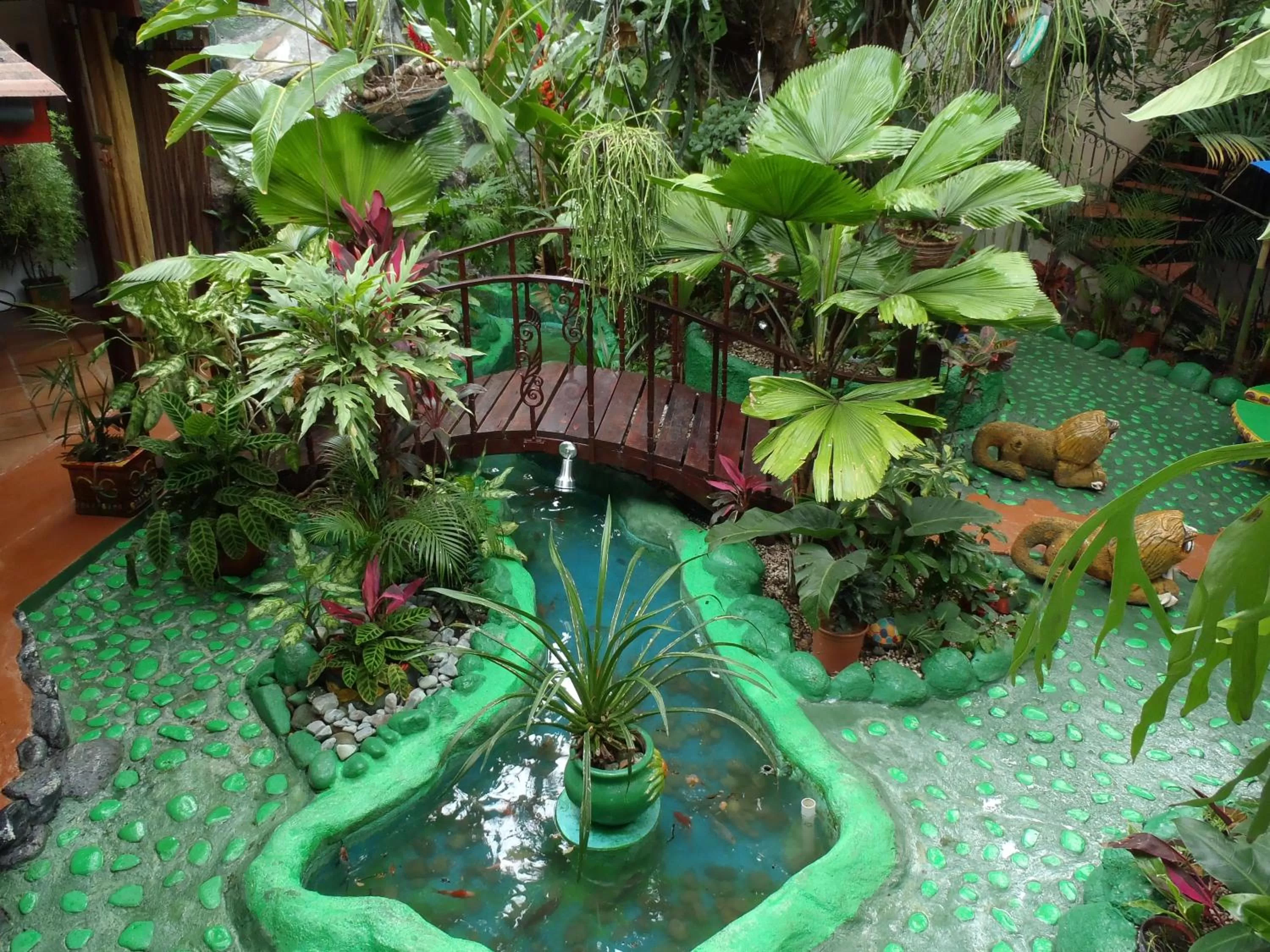 Garden in Casa Lima B&B