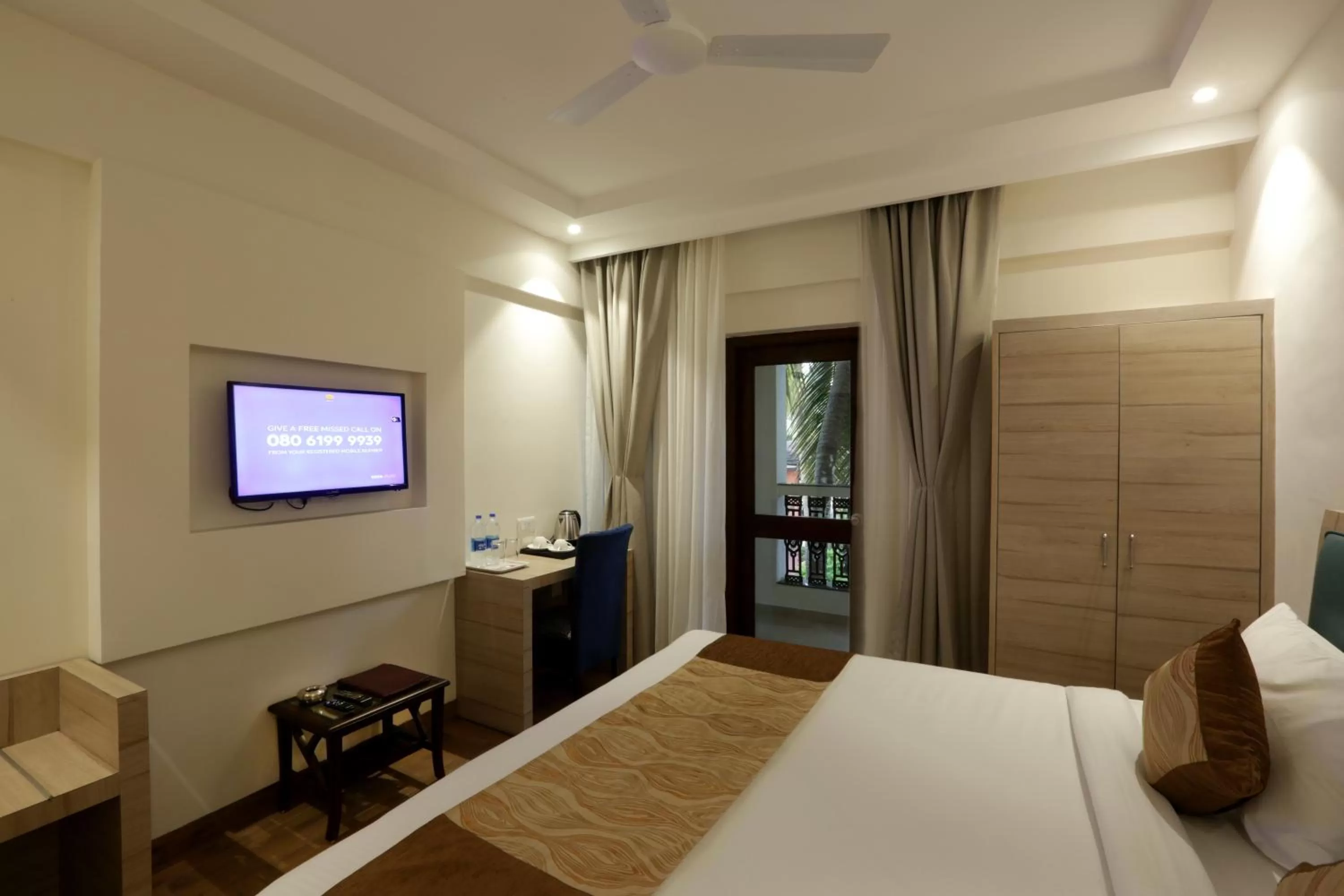 TV and multimedia, Bed in Le Seasons Resort