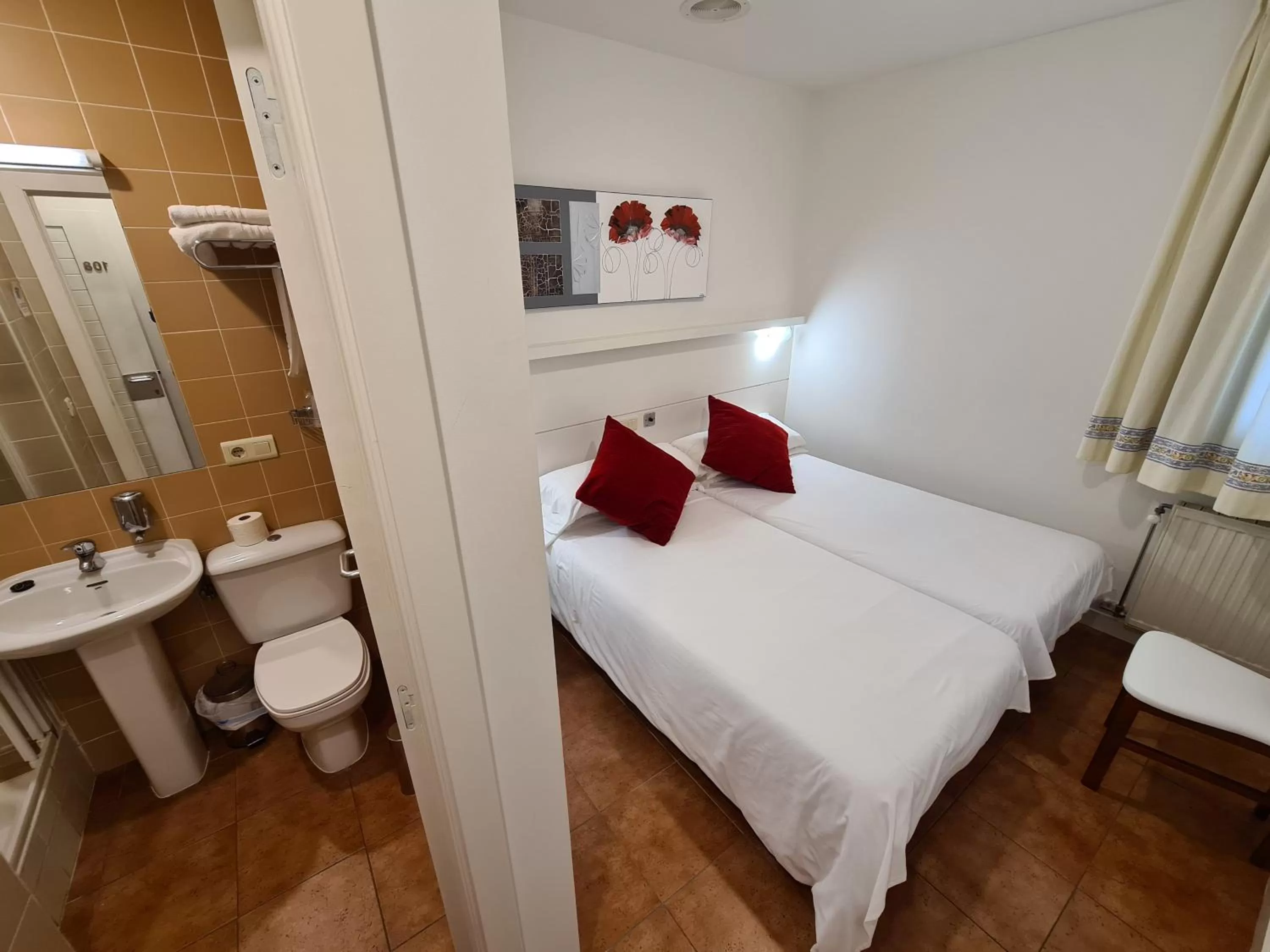 Bed in Hotel Jacobeo