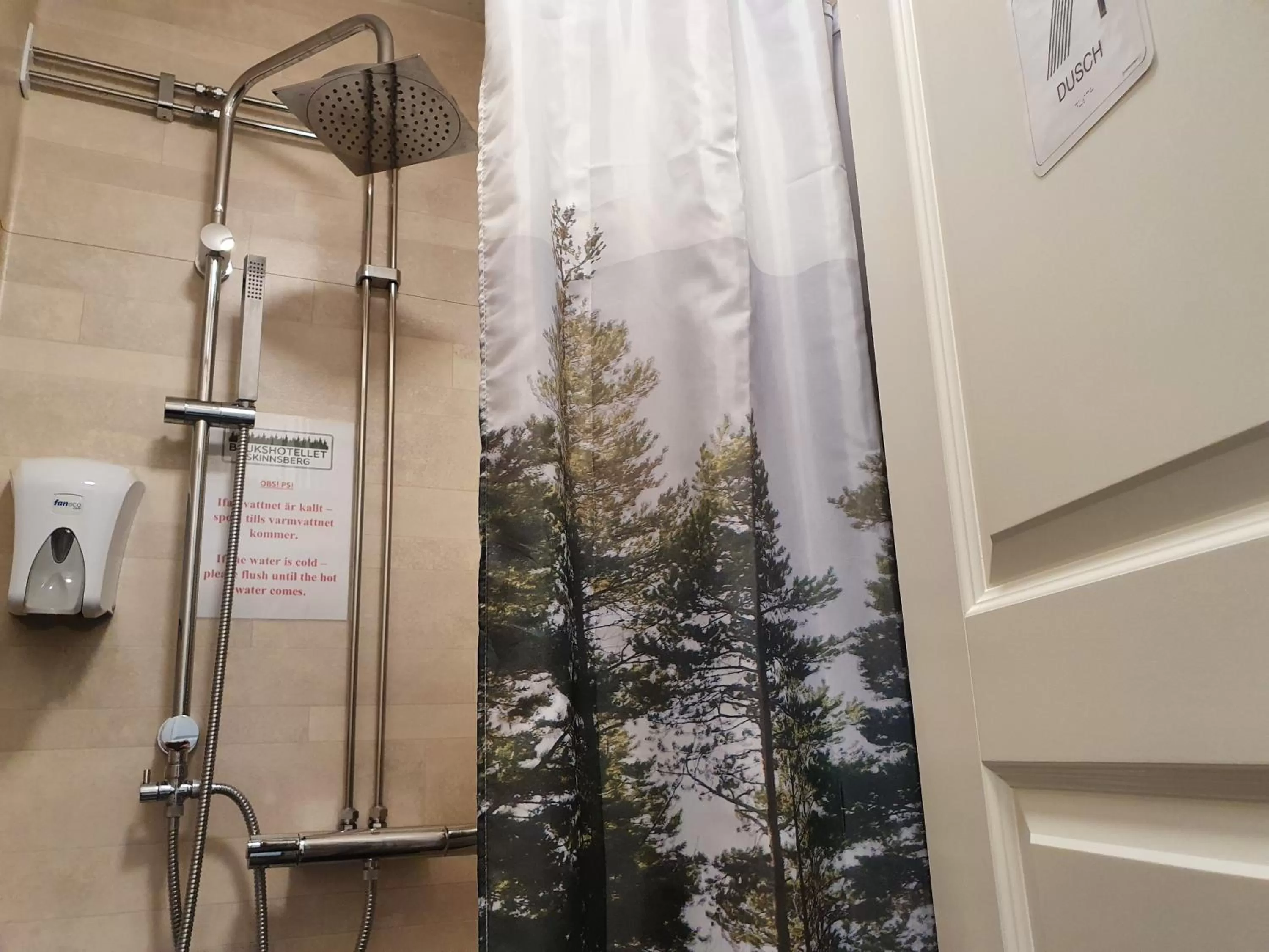 Shower in Brukshotellet Skinnsberg