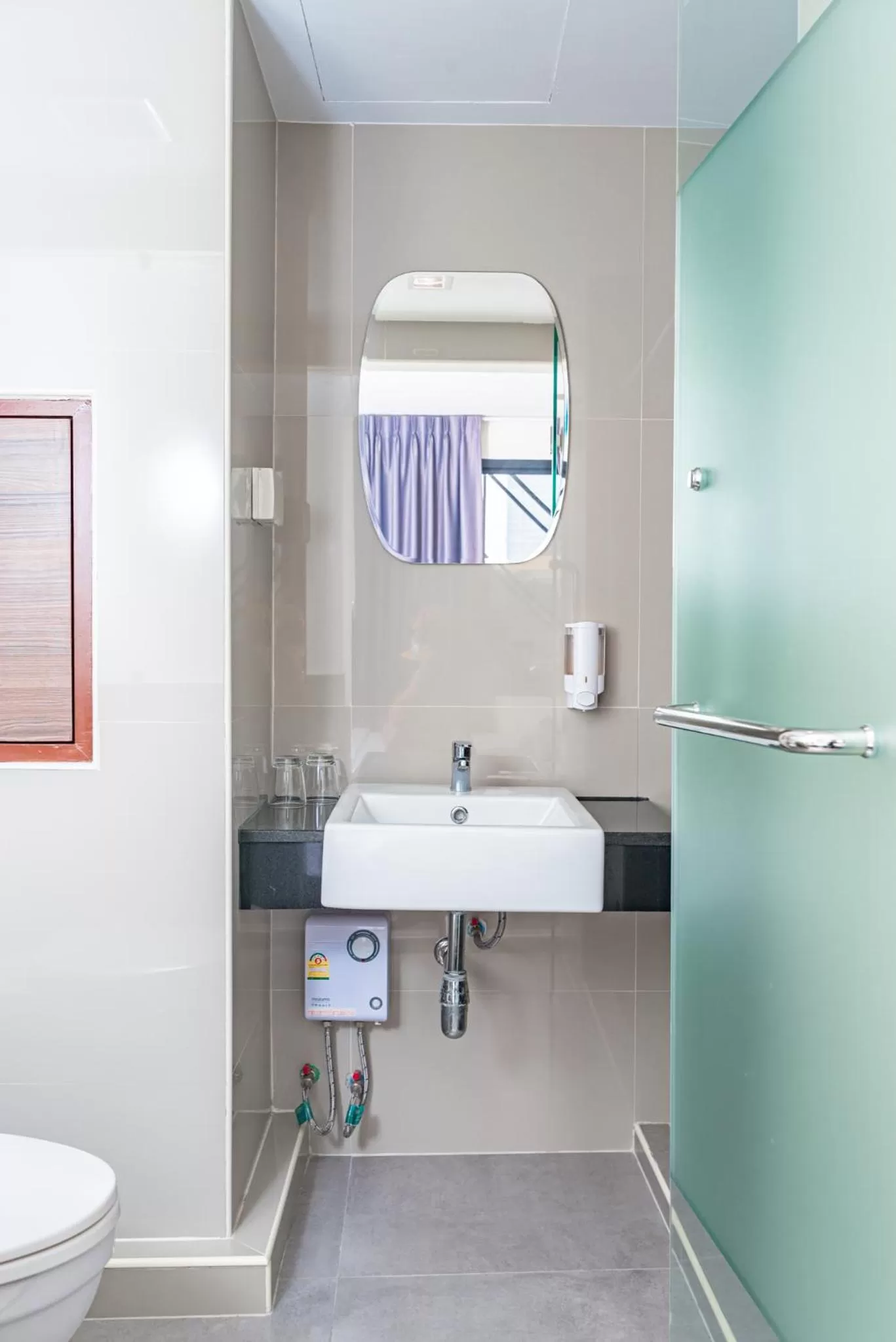 Bathroom in Sovereign Group Hotel at Pratunam