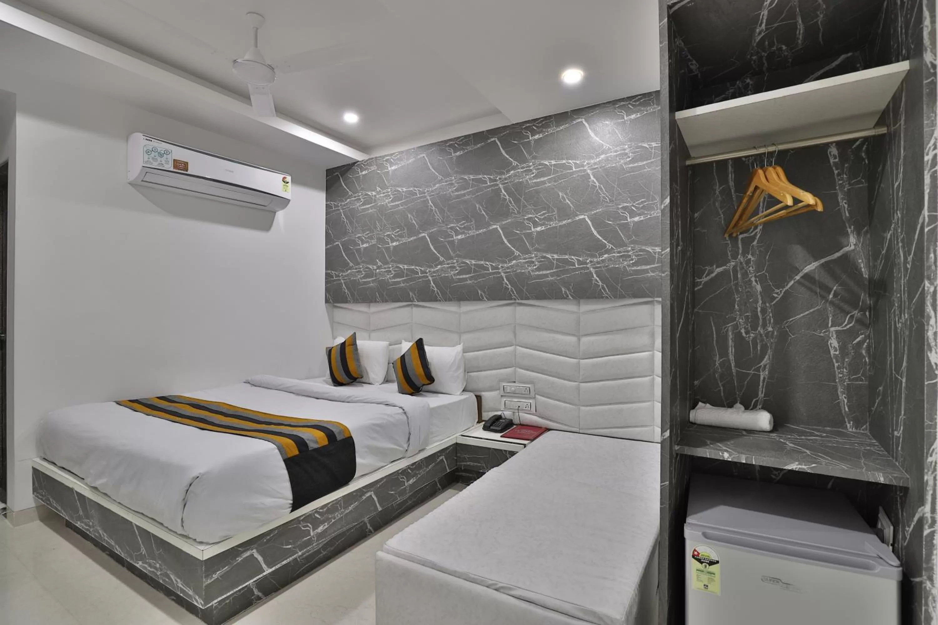 Photo of the whole room, Bed in HOTEL LE GRAND