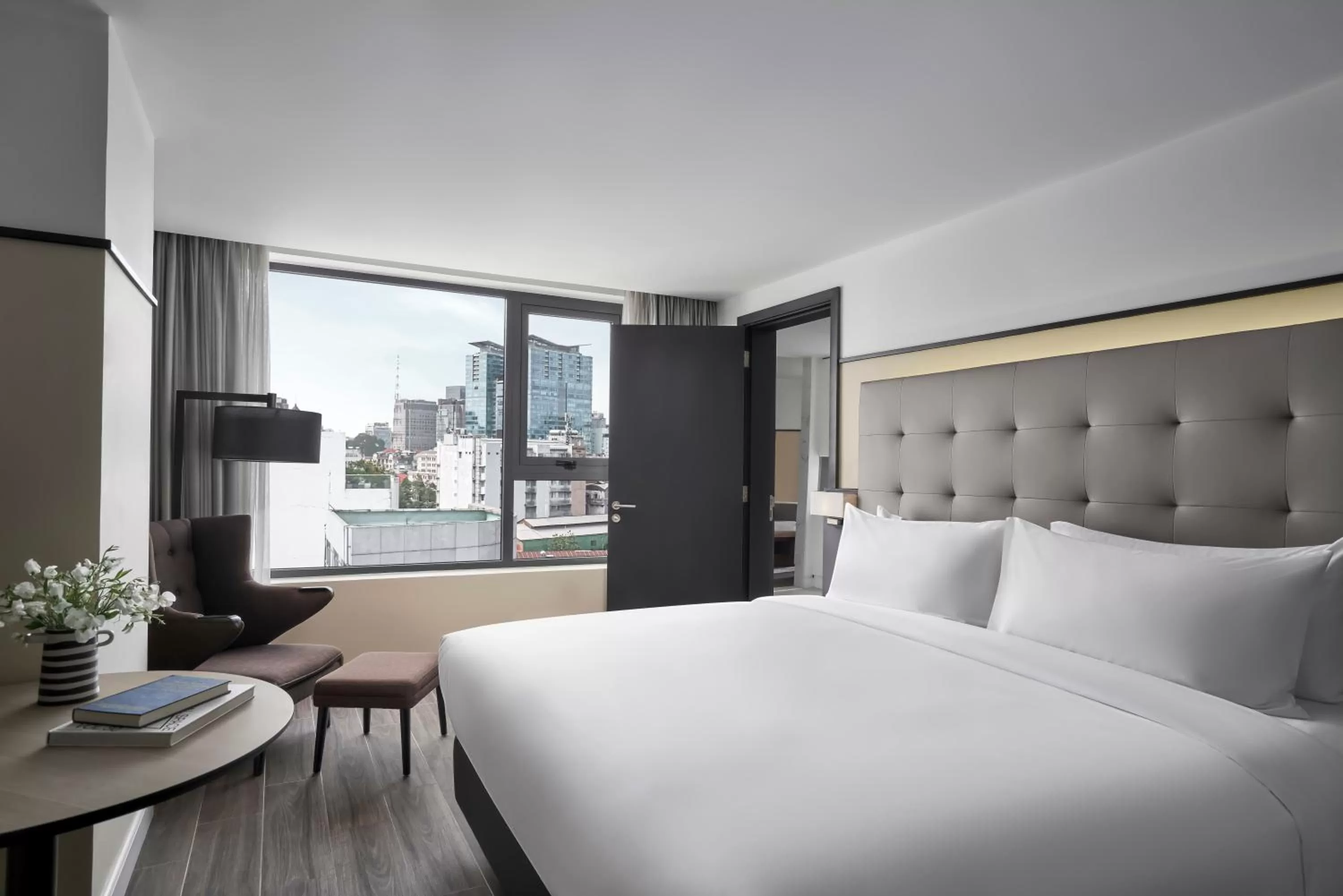 Bed in M Village Hotel Tôn Thất Đạm