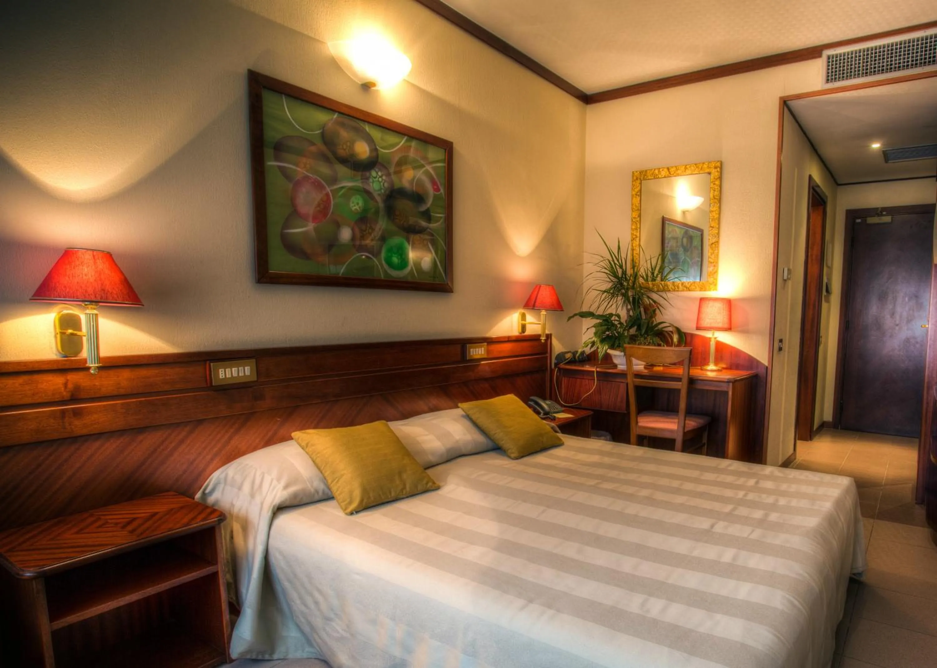 Bedroom, Bed in Hotel Dante Family Spa Resort