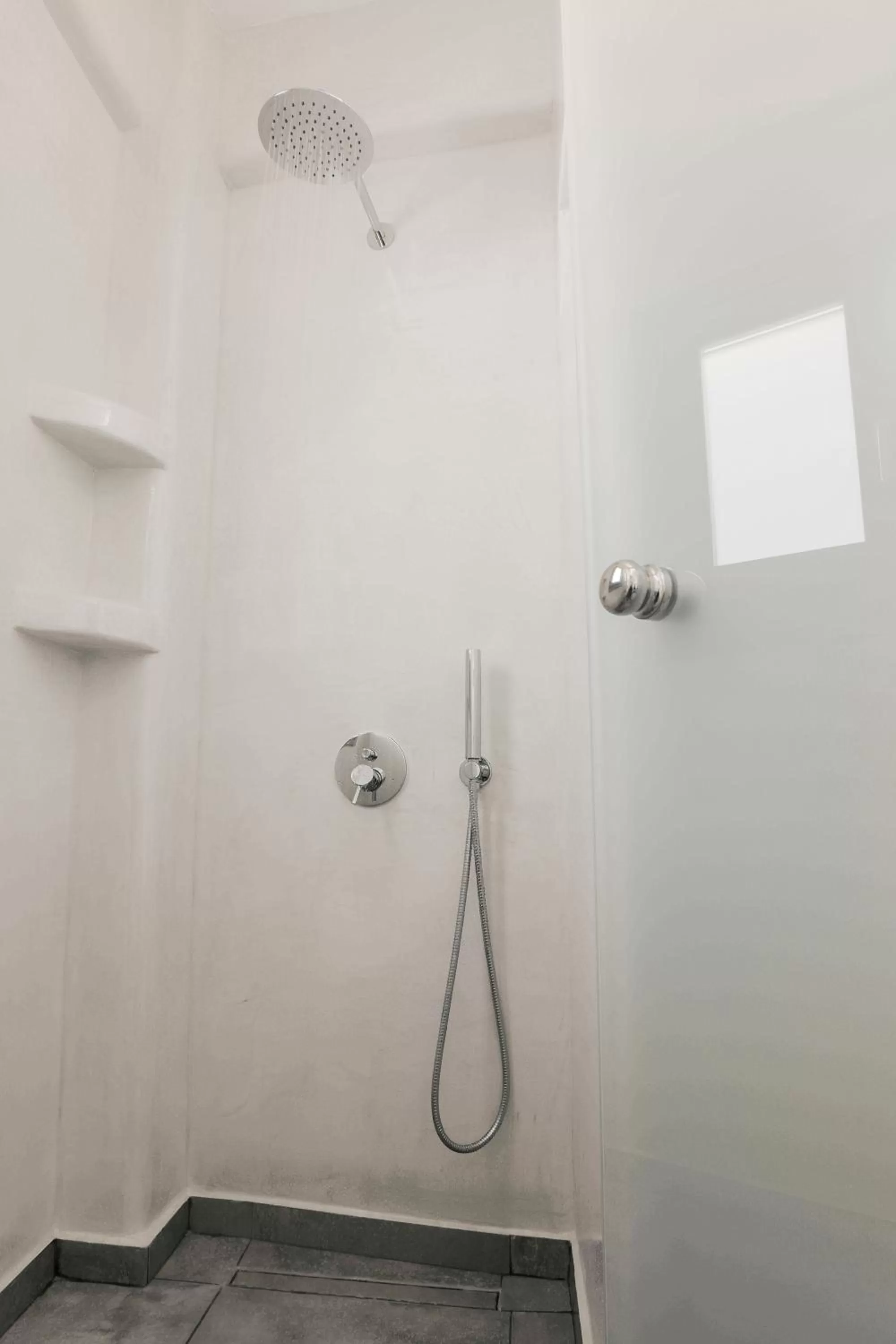 Shower in Eternity Suites Santorini