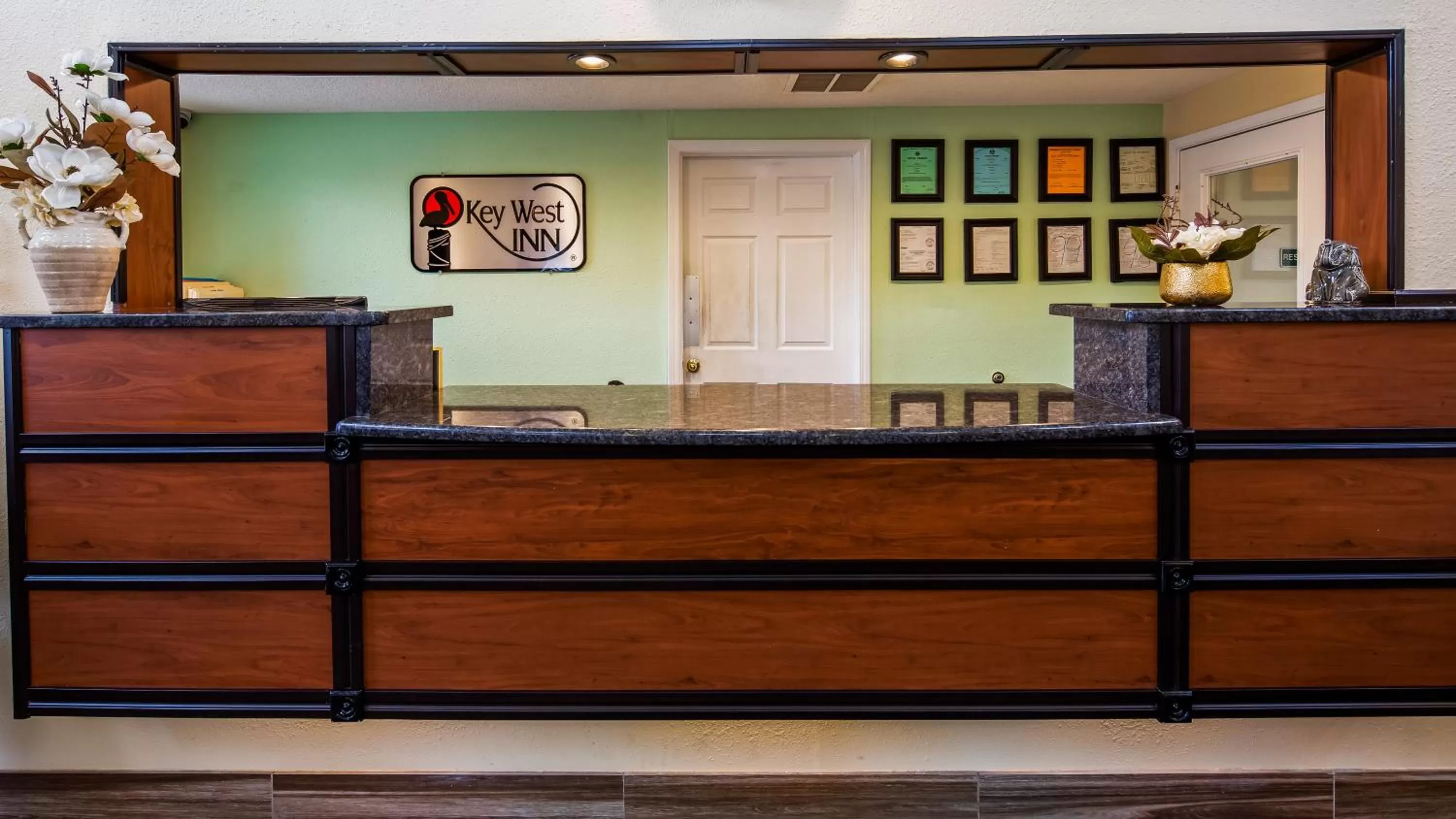 Lobby or reception in Key West Inn - Fairhope