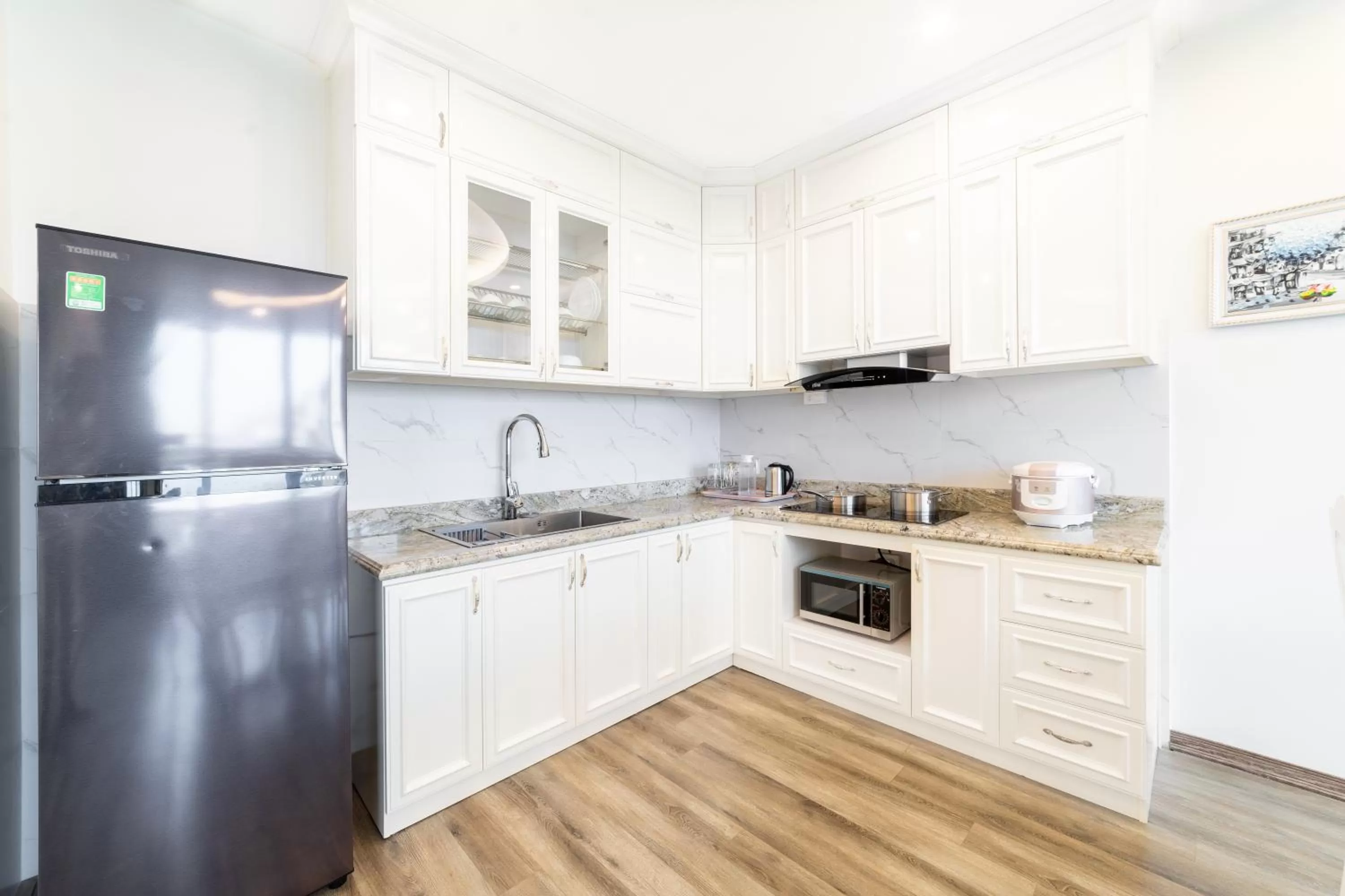 Kitchen or kitchenette in Rosee Apartment Hotel