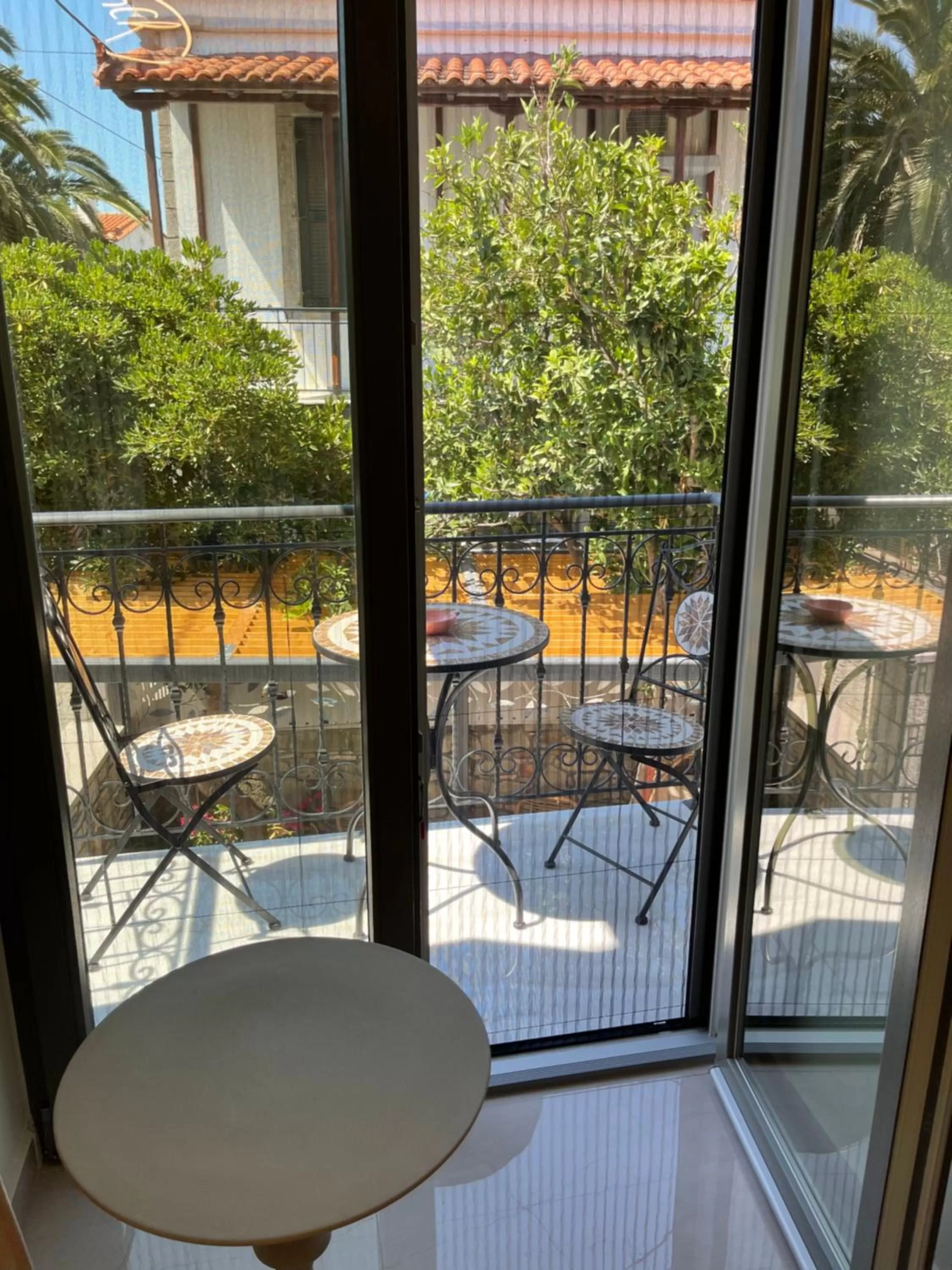 Balcony/Terrace in Aesthesis Arxontiko Luxury Rooms