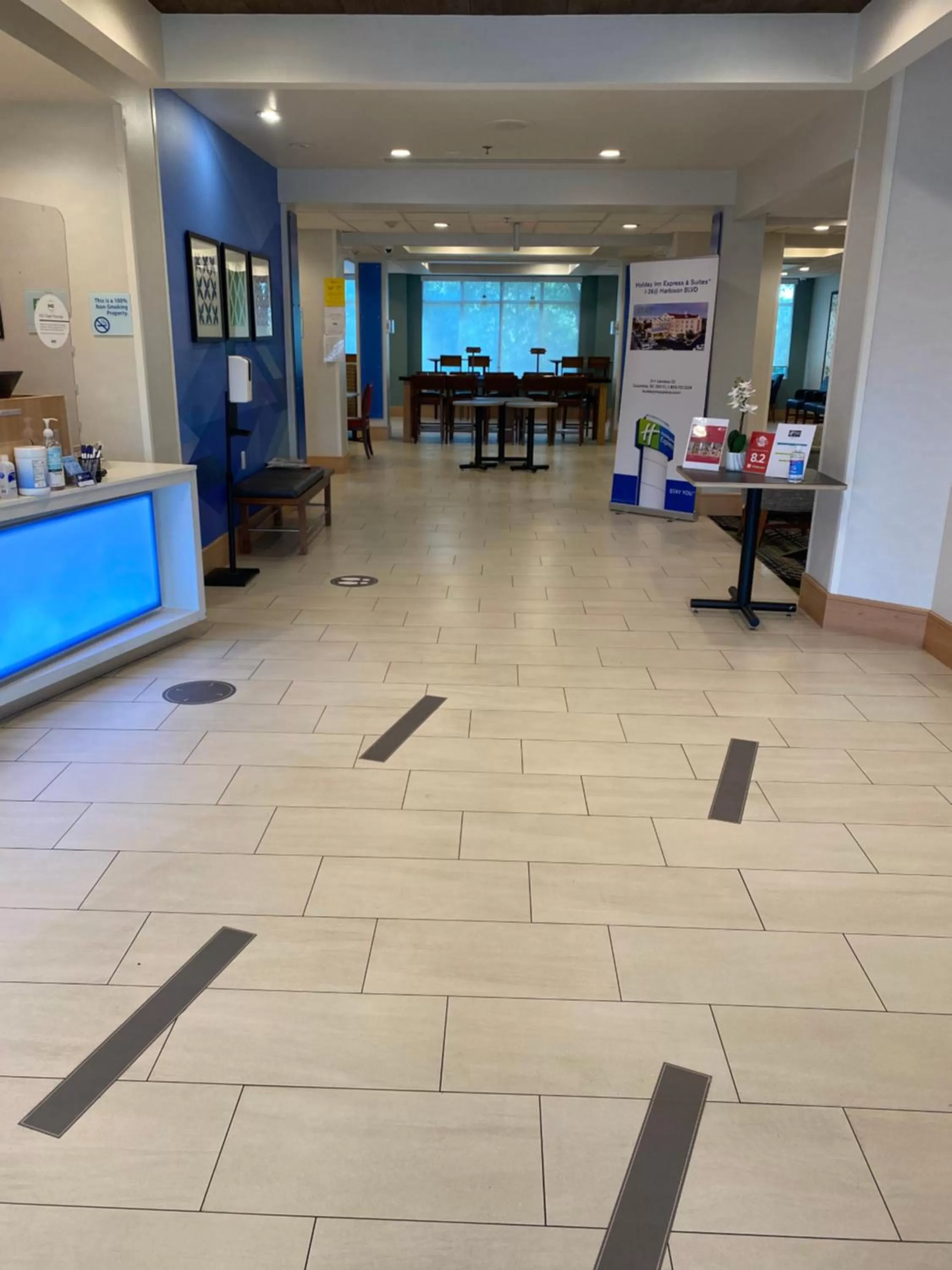 Lobby or reception in Holiday Inn Express & Suites Columbia-I-26 @ Harbison Blvd by IHG