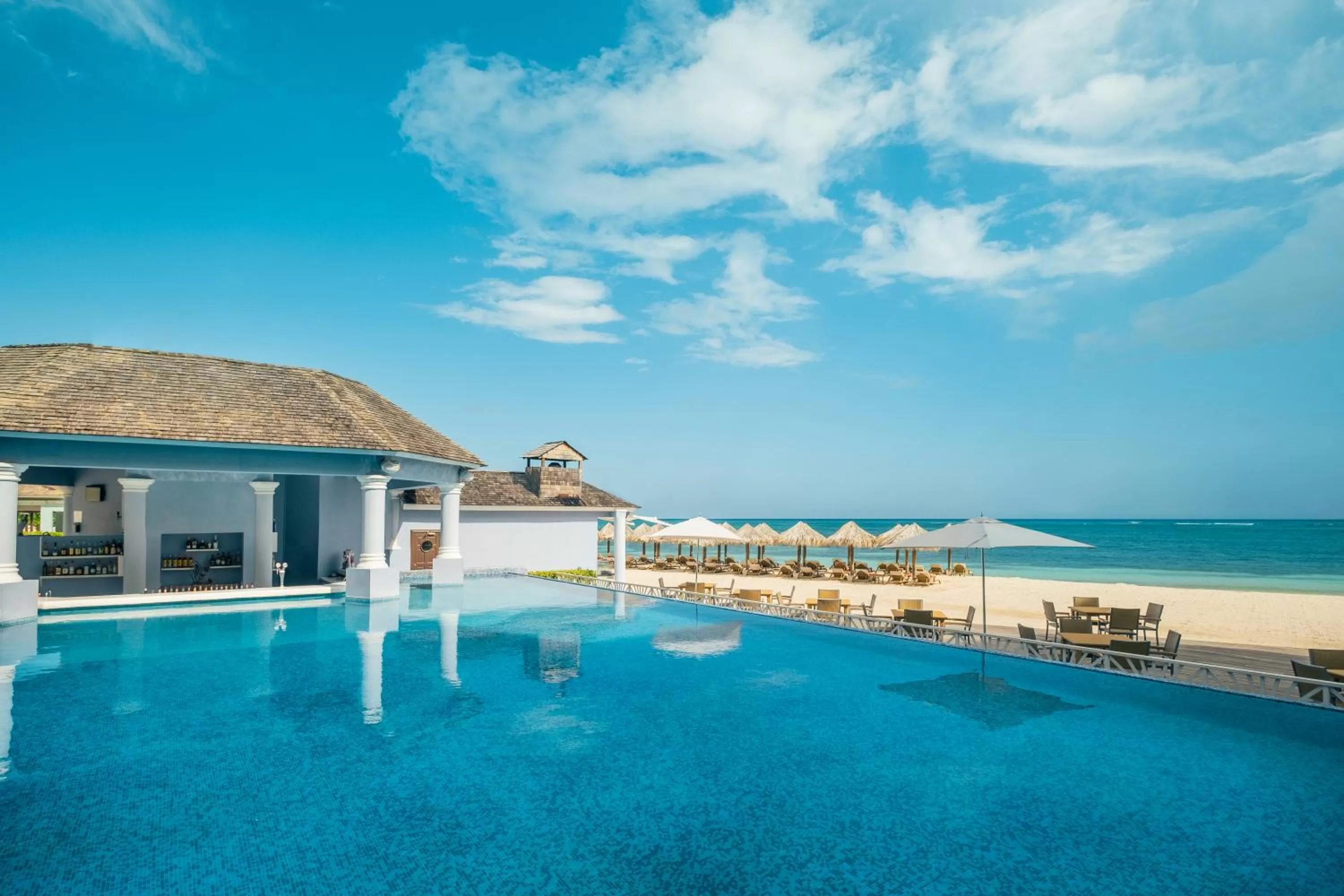 Swimming pool in Iberostar Grand Rose Hall