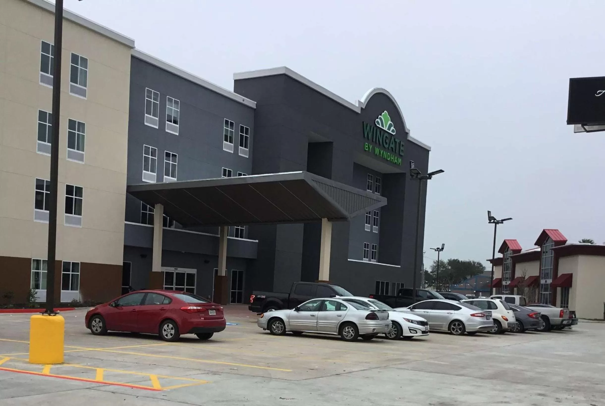 Property building in Wingate by Wyndham Corpus Christi
