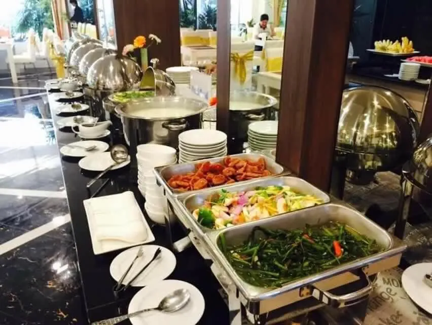 Buffet breakfast in The Contrast i Hotel