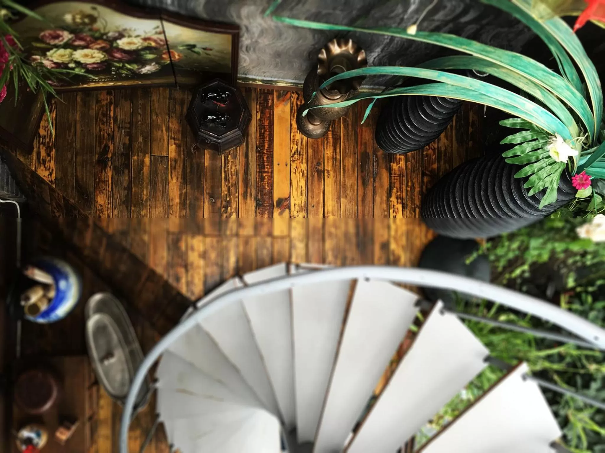 Decorative detail in Kelly‘s Courtyard Hotel