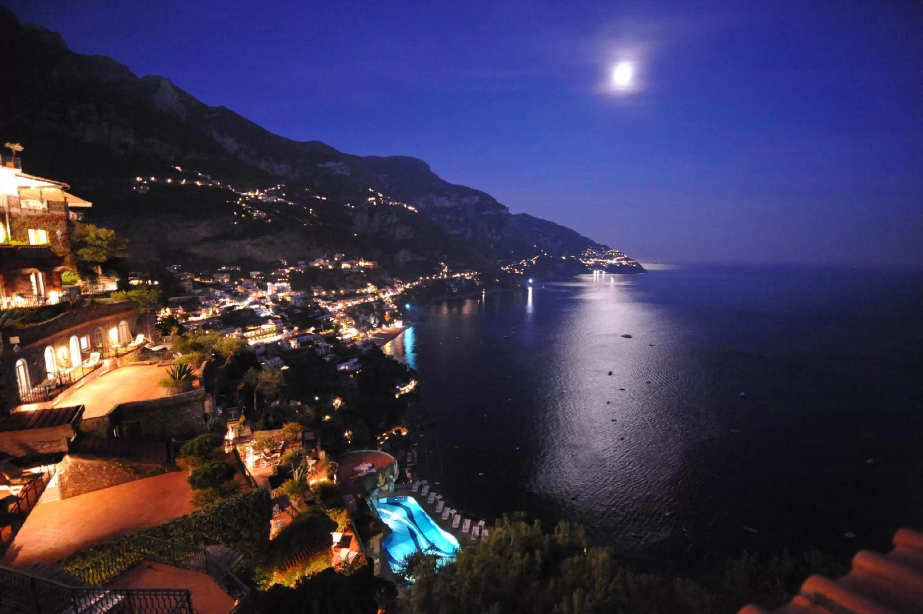 Night in Hotel Le Agavi