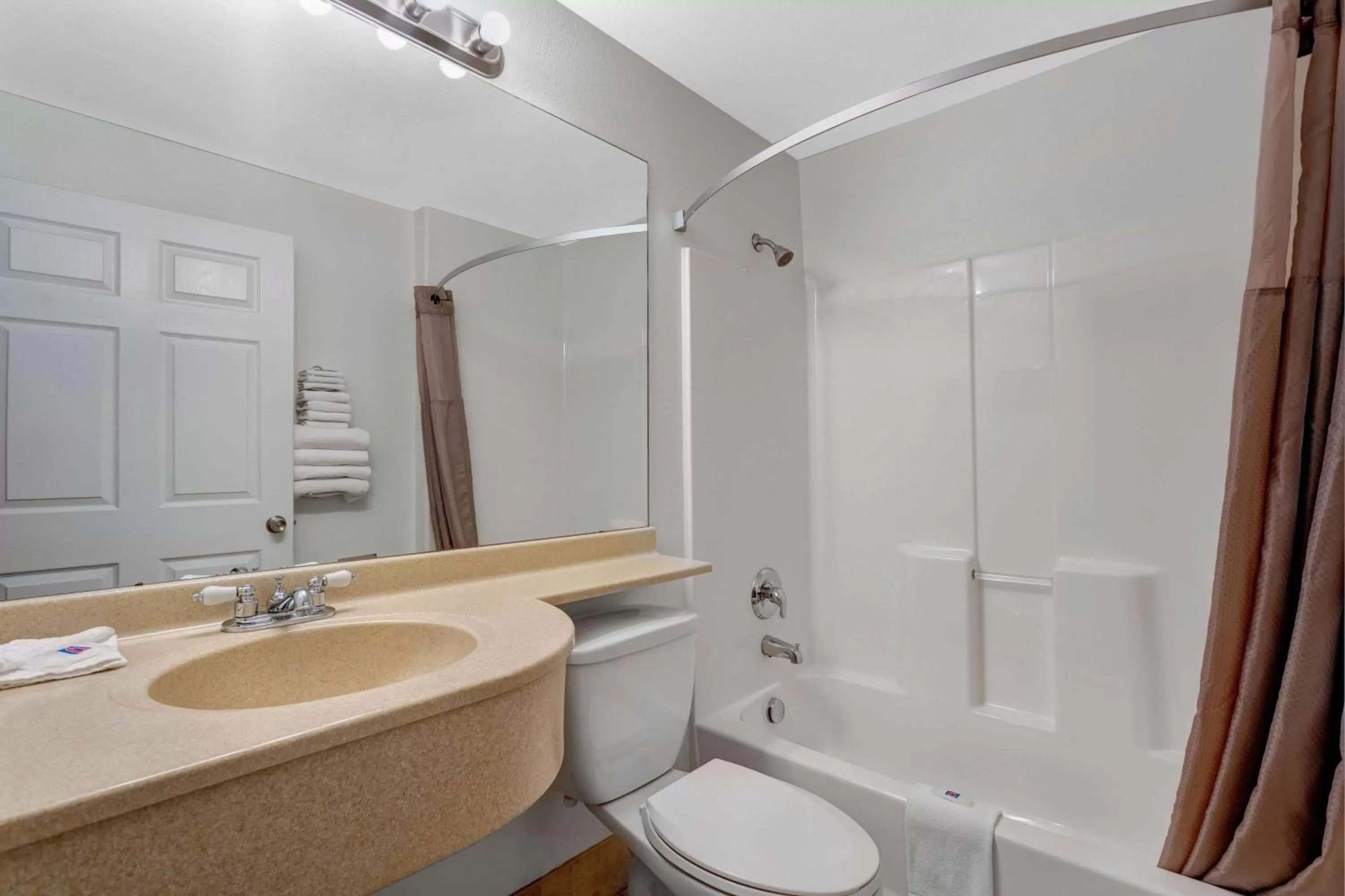 Bathroom in Motel 6-Idaho Falls, ID - Snake River