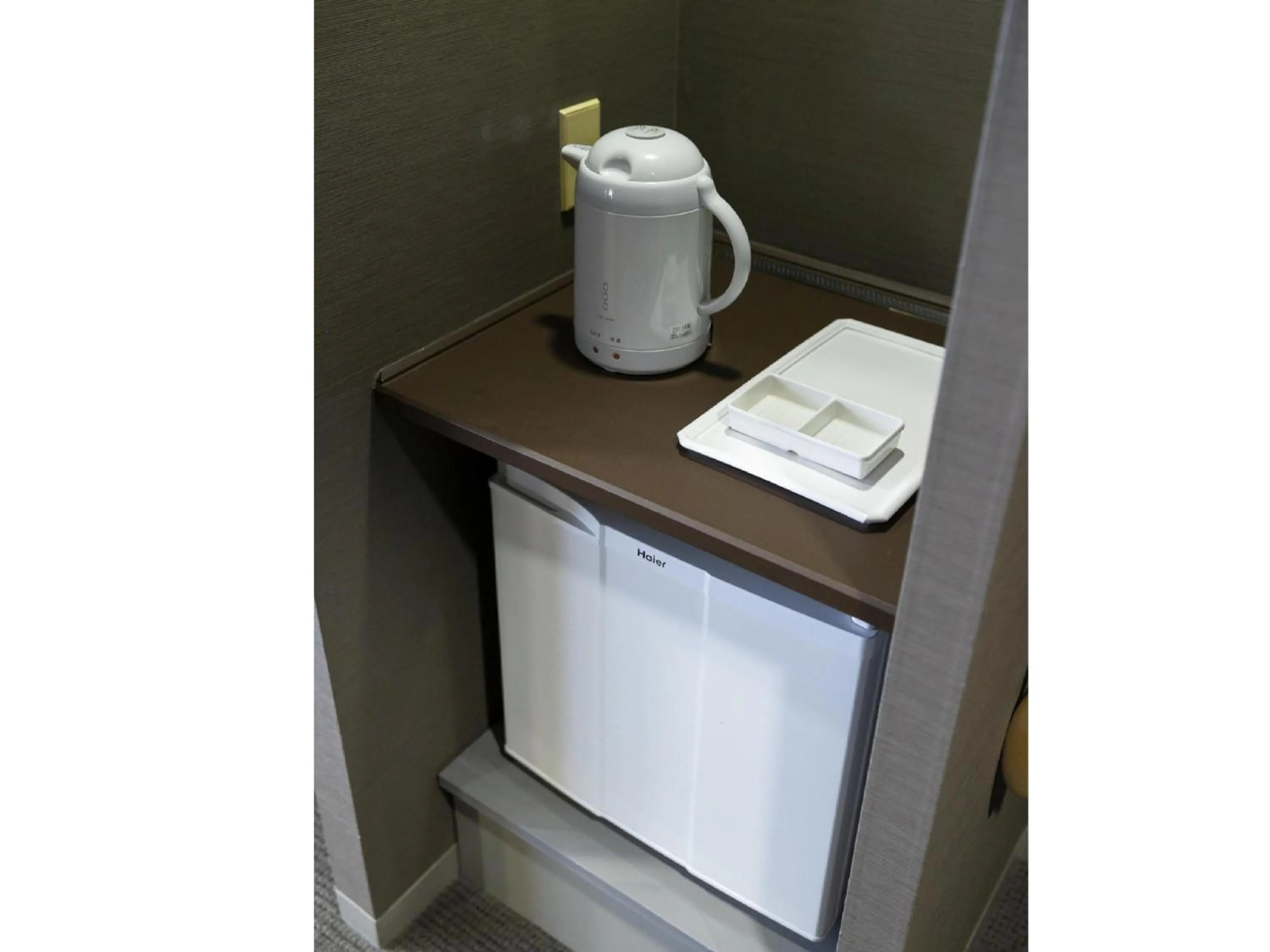 Photo of the whole room in Ariston Hotel Kobe