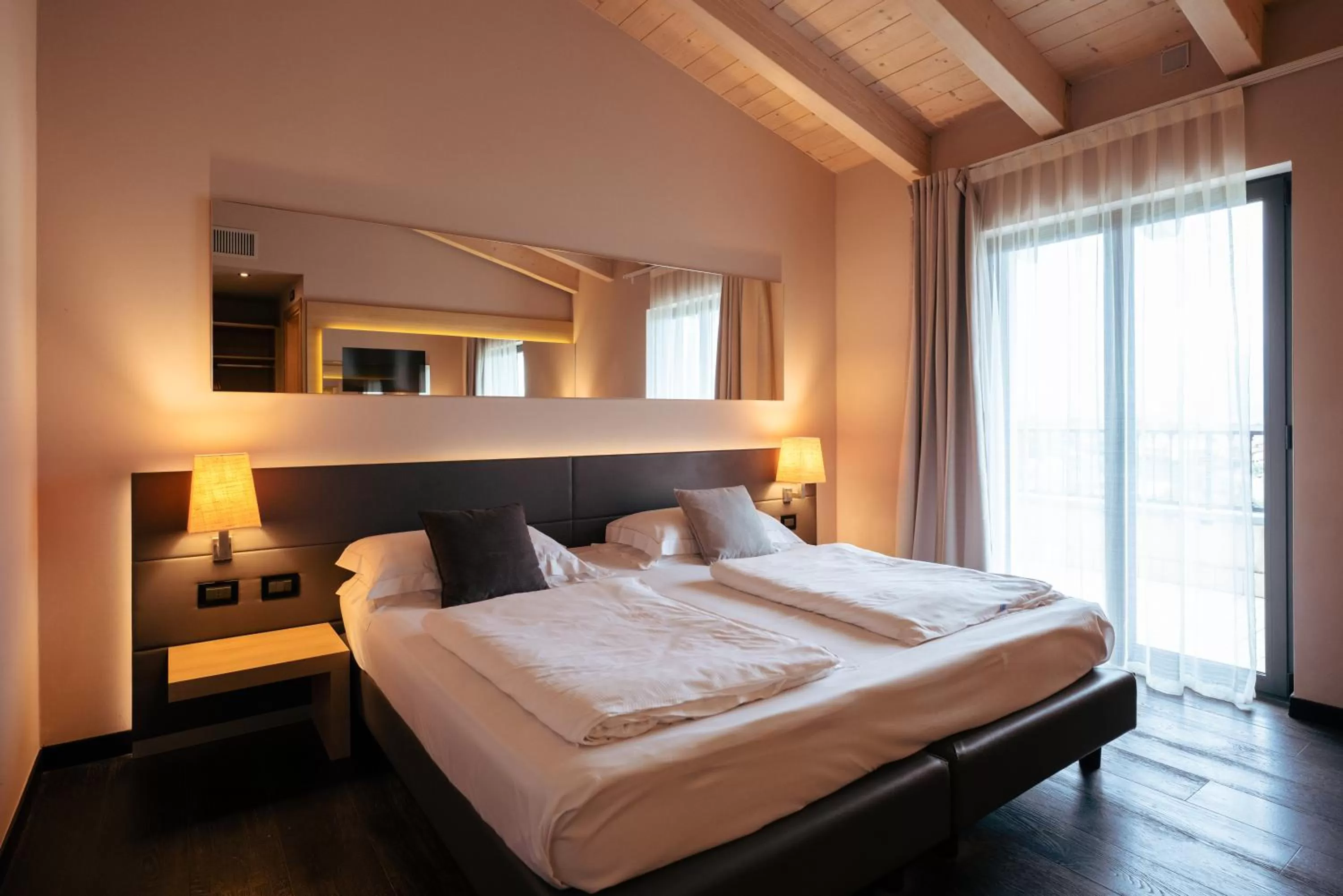 Bedroom, Bed in Villa Luisa Resort & Luxury Apartments
