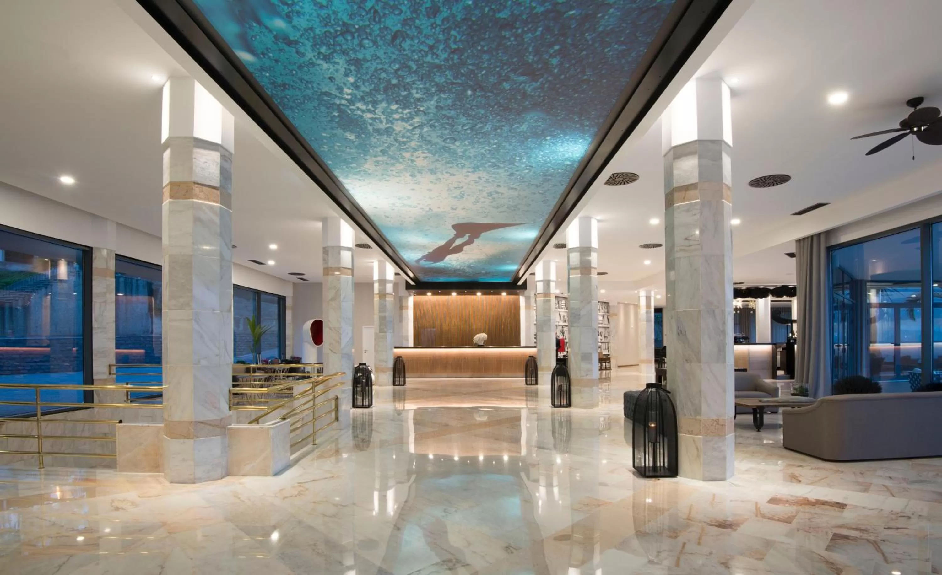 Lobby or reception in Hotel Baia Azul