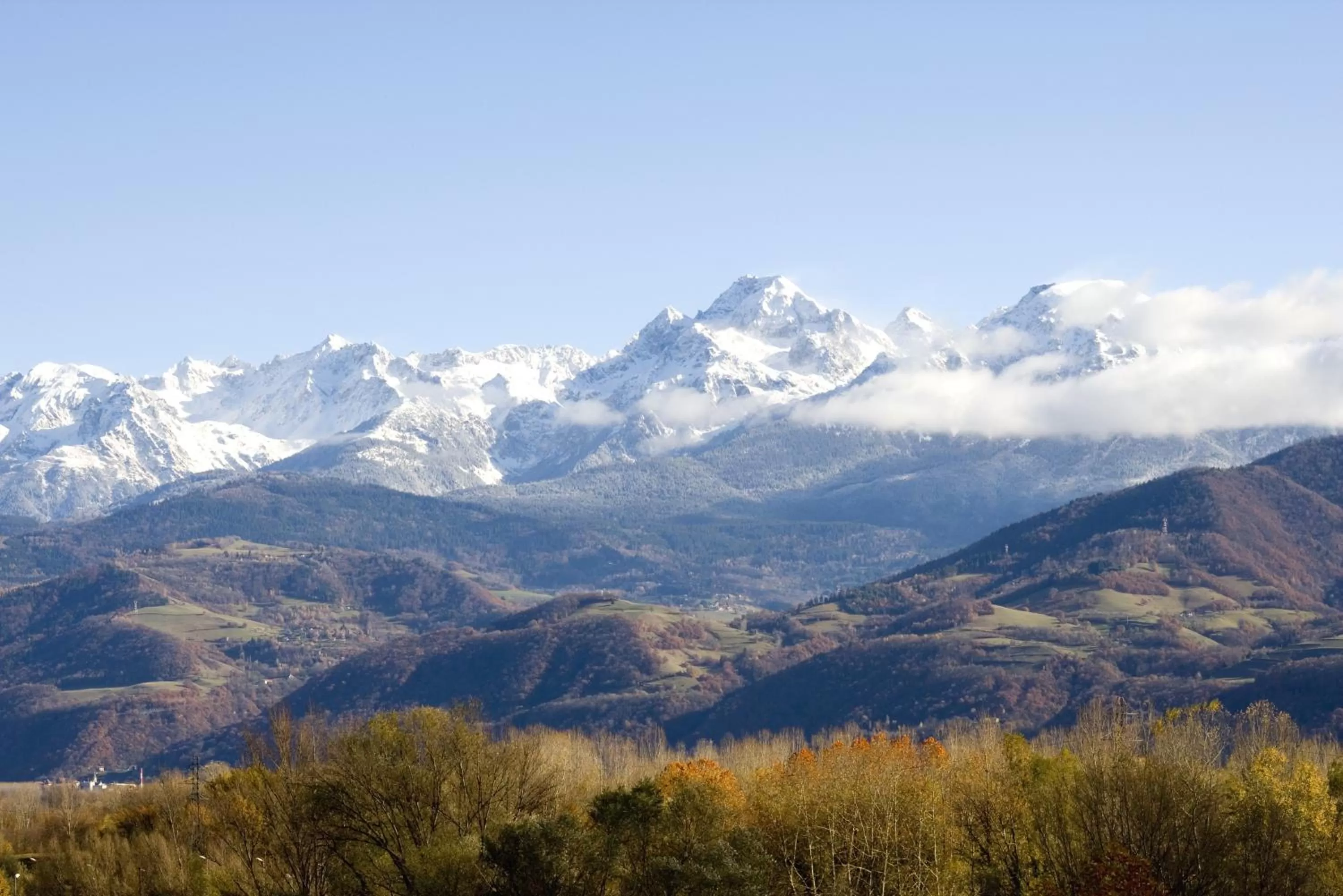 Natural landscape in Mercure Grenoble Centre Porte des Alpes
