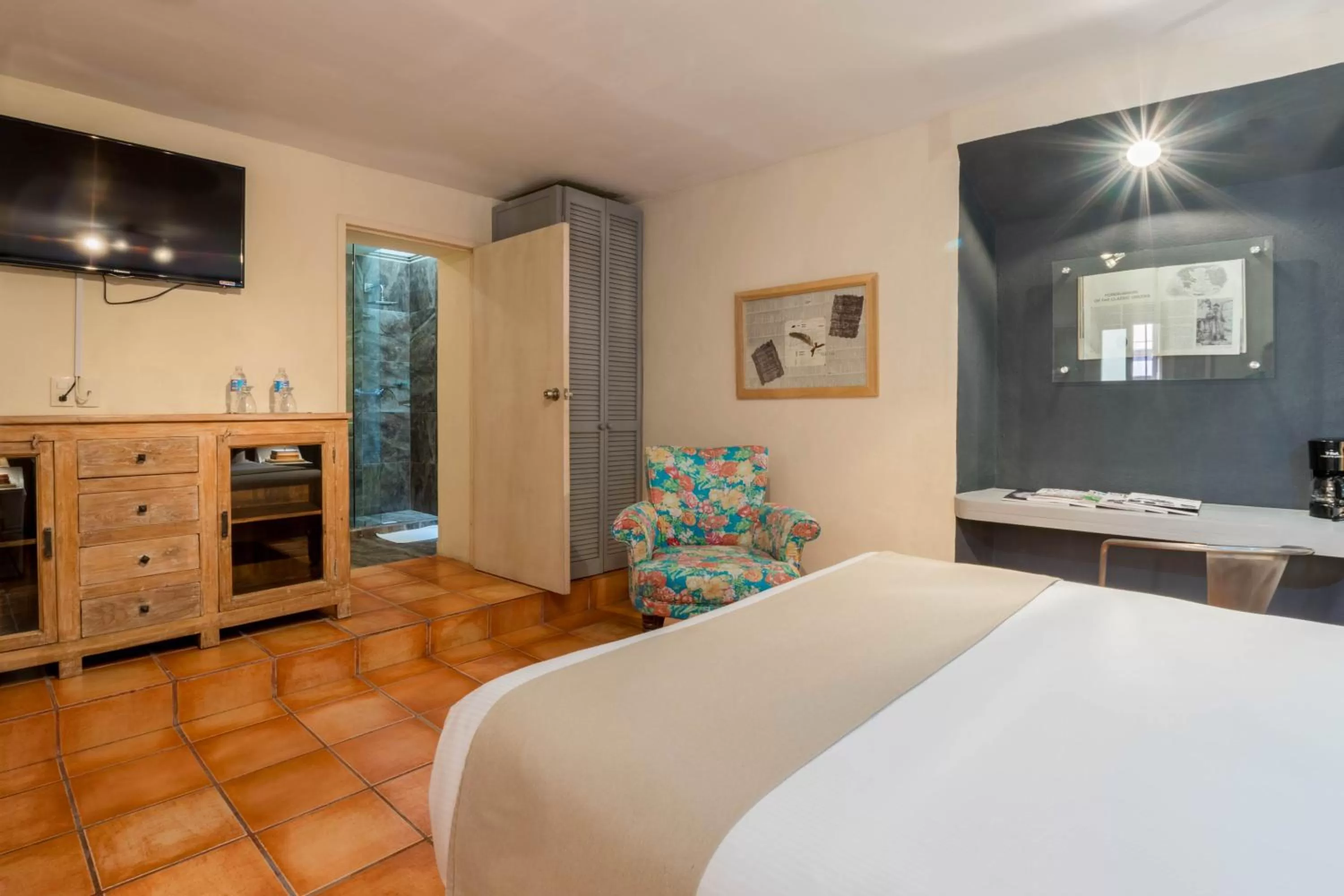 Photo of the whole room, Bed in Hotel Damiana Boutique