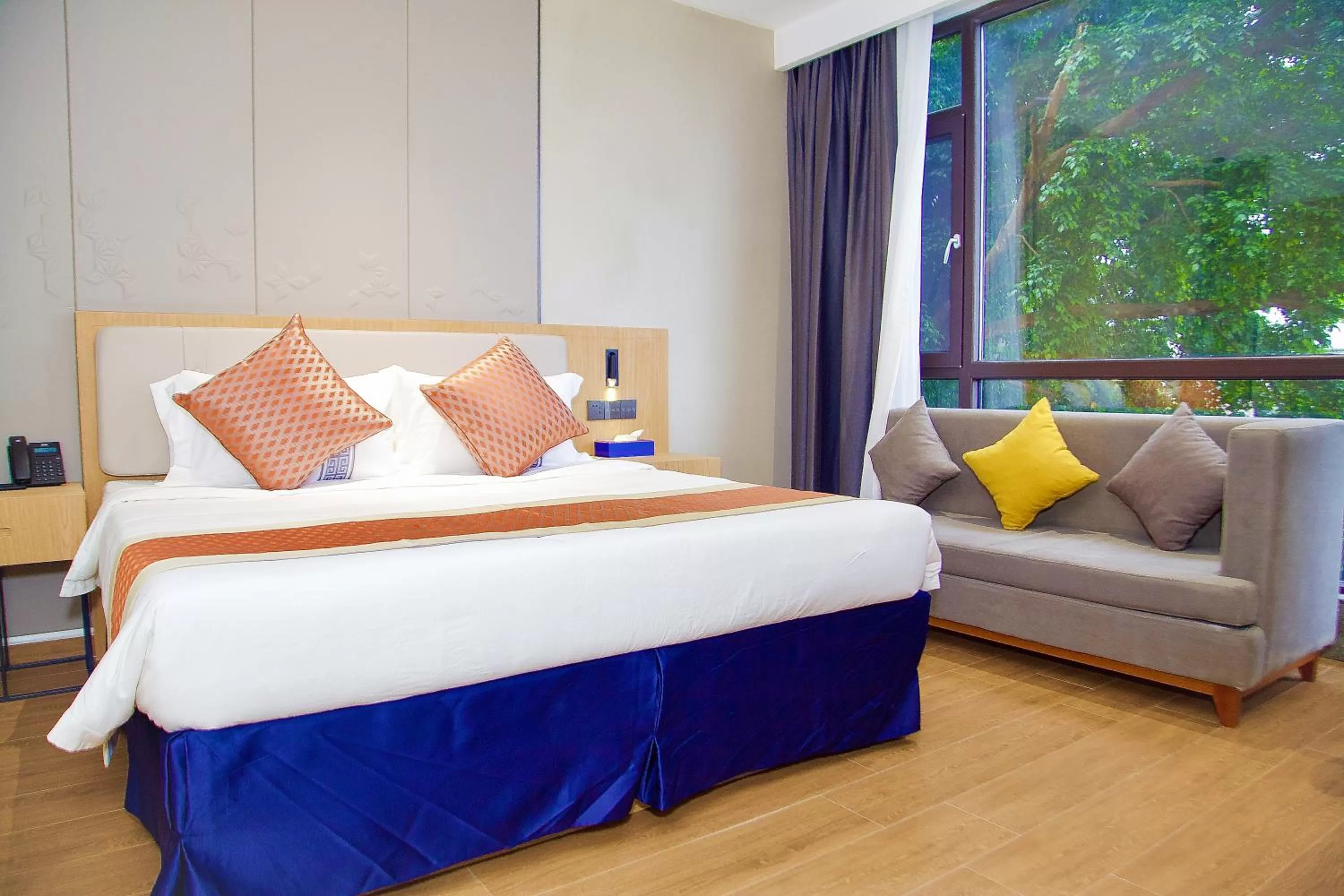 Bedroom, Bed in Hôtel FAMILLE MONDIALE