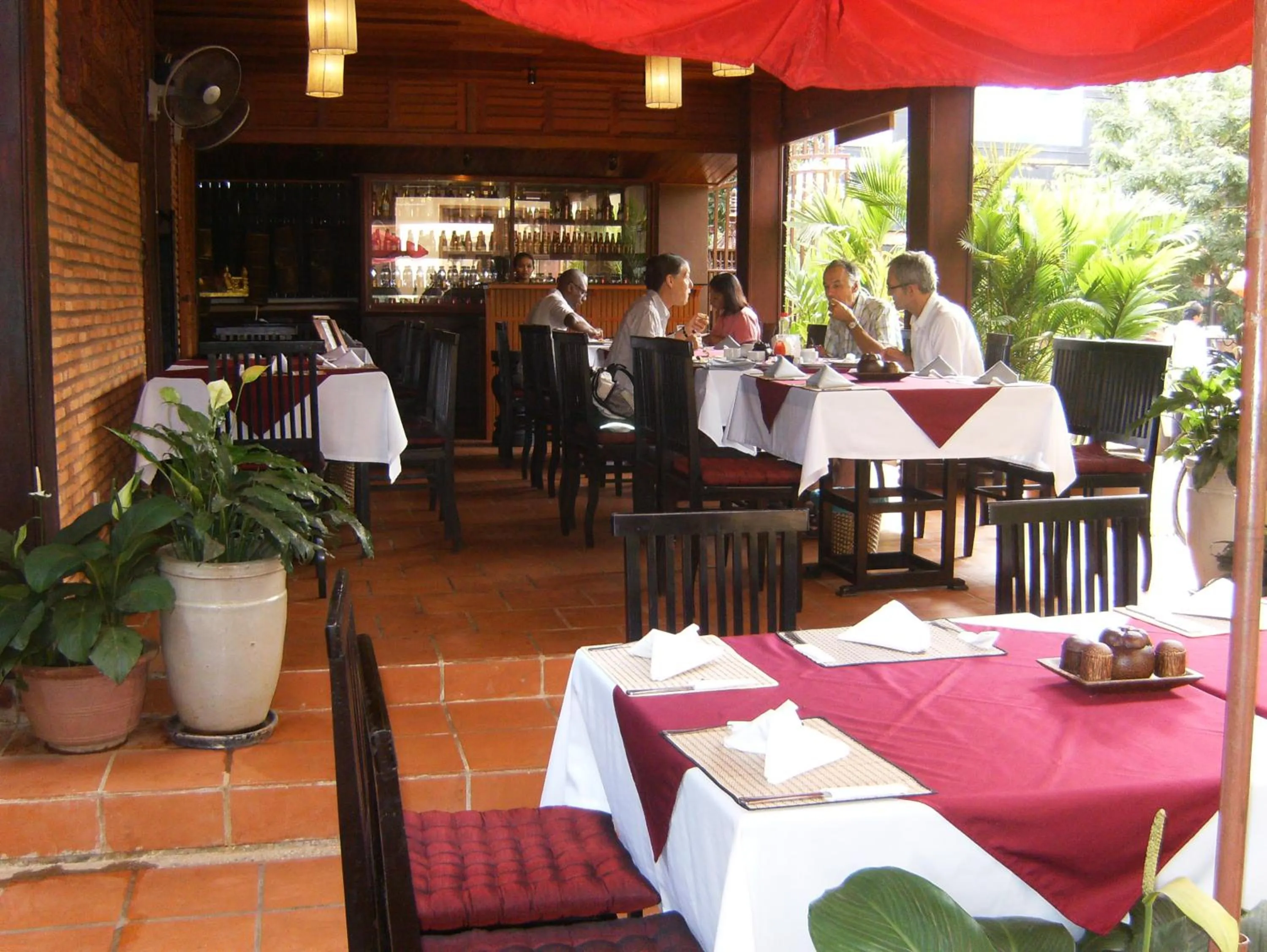 Restaurant/places to eat in Shining Angkor Boutique Hotel