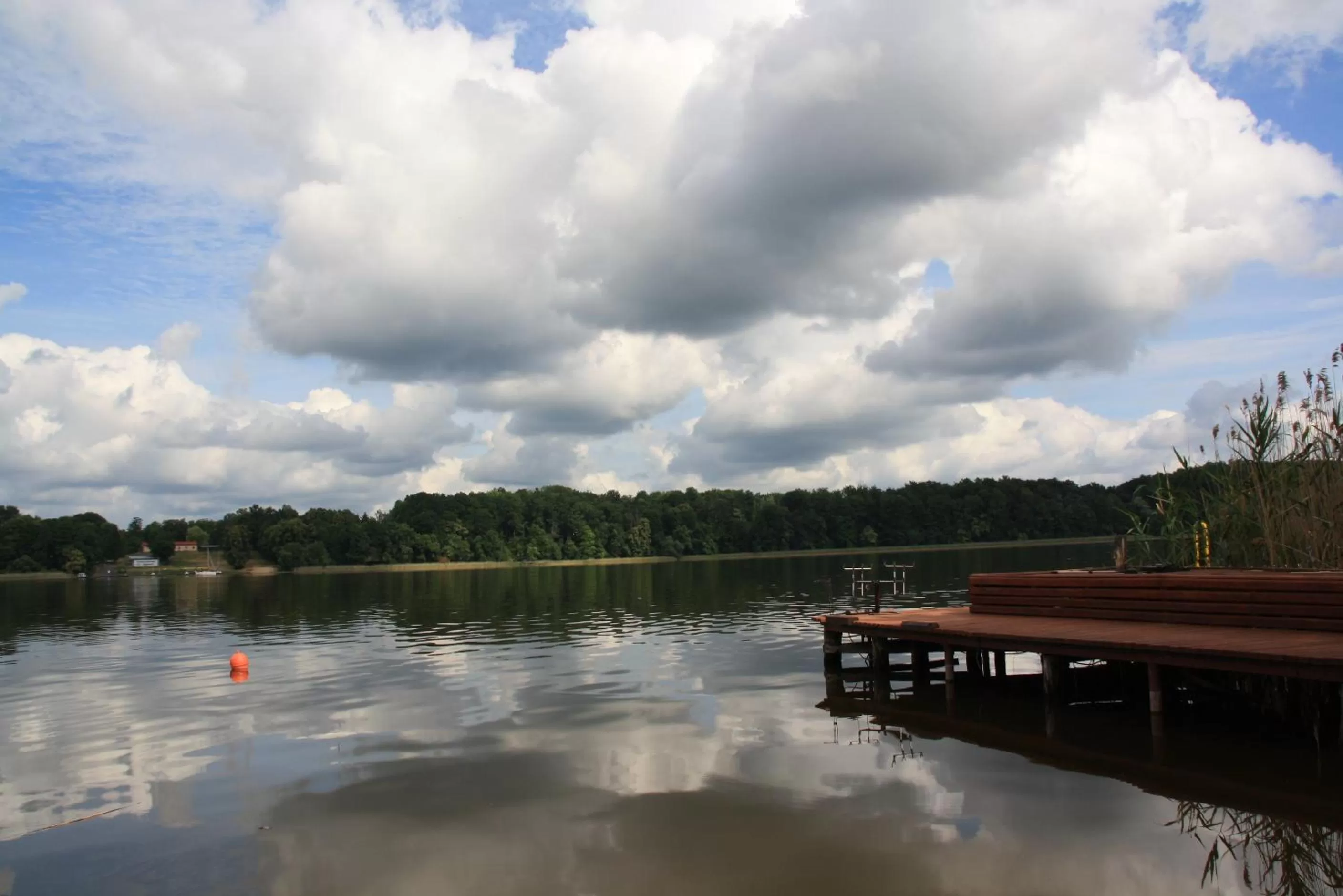 Property building in Port Jeziorak