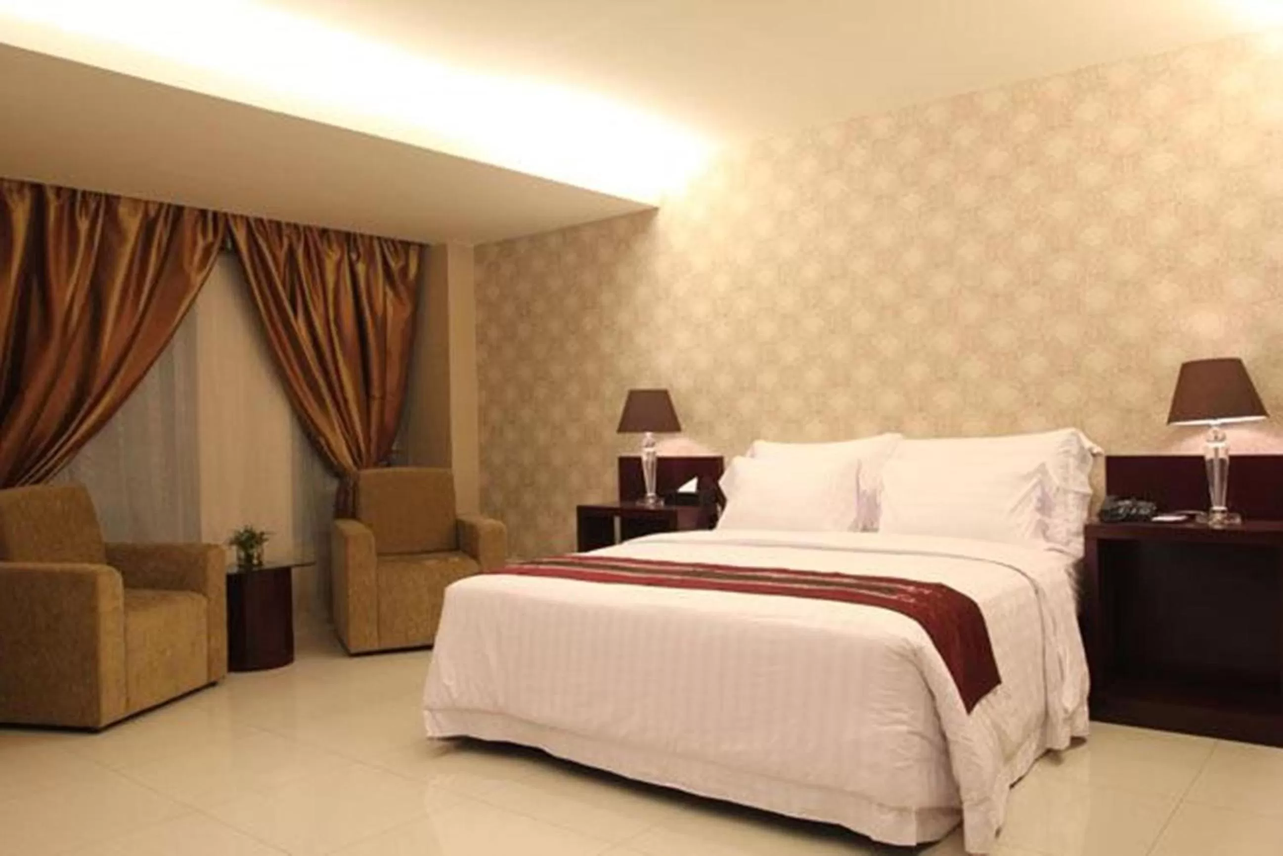 Bed in Lion Hotel & Plaza Manado