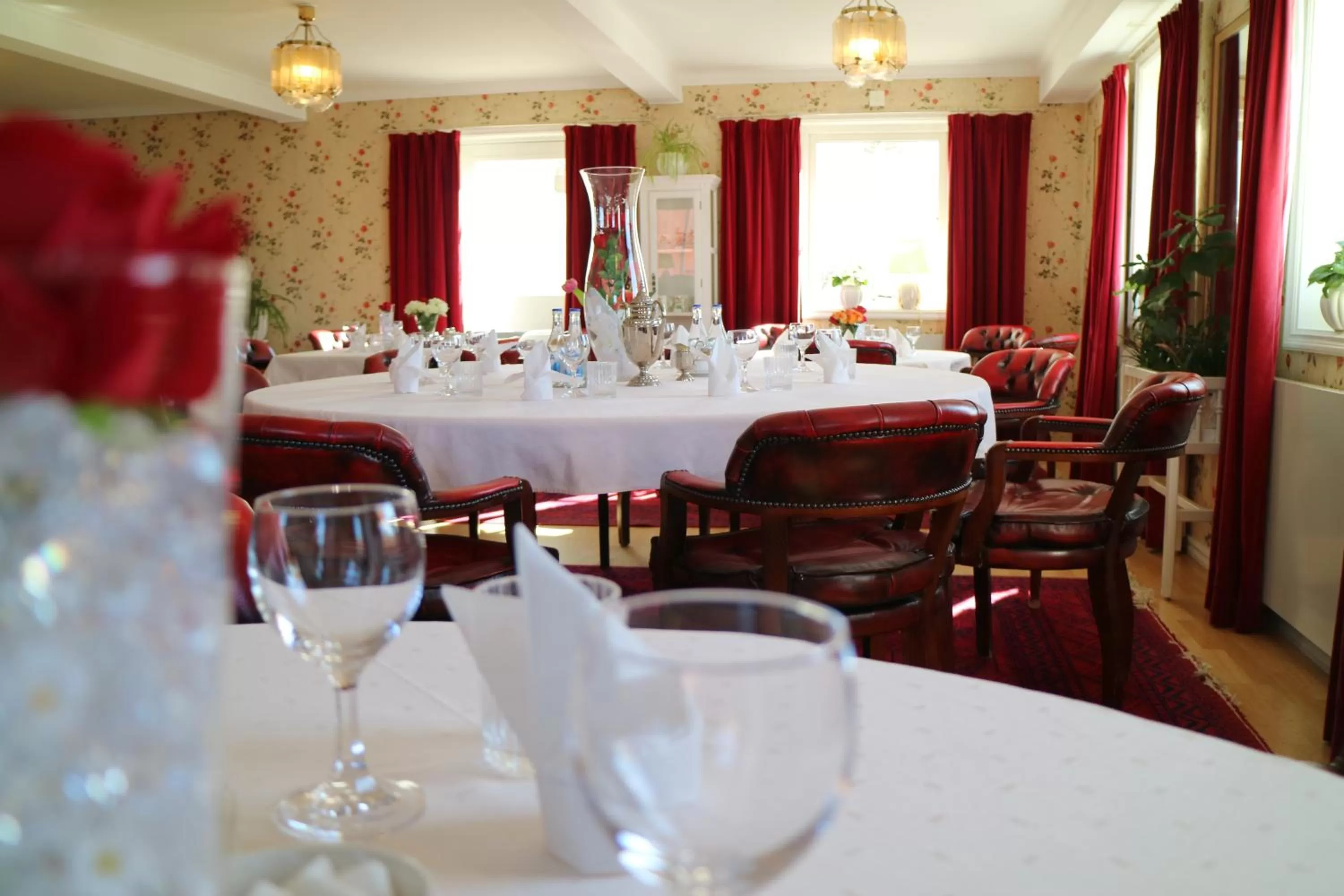 Buffet breakfast in Vänerport Lakefront Hotell