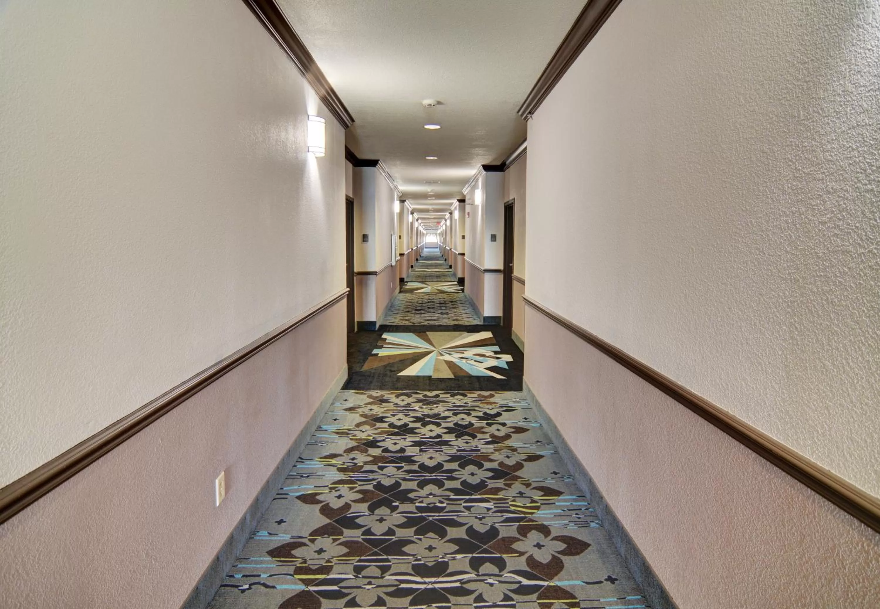 King Suite with Sofa Bed - Non-Smoking in Comfort Inn & Suites Beachfront