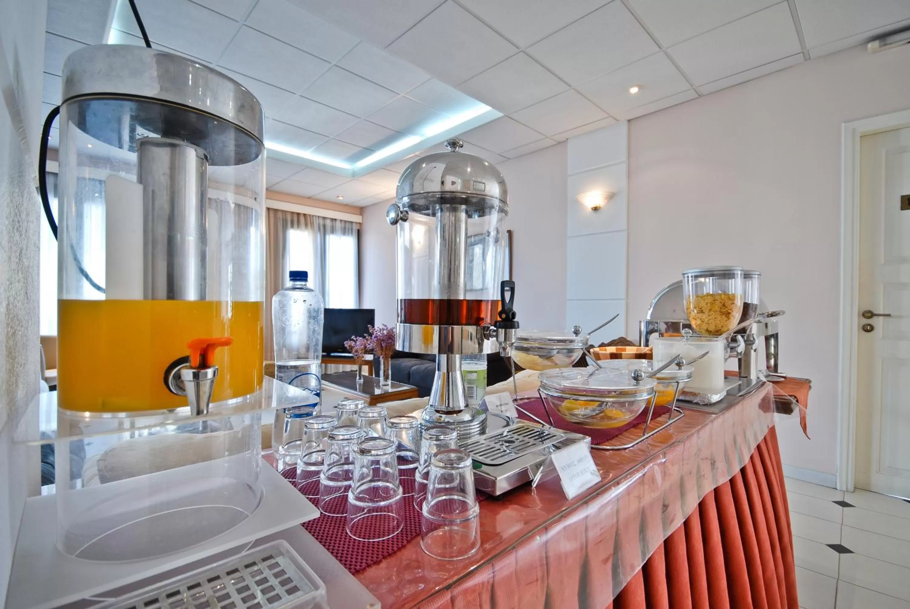 Food in Hotel Coronis