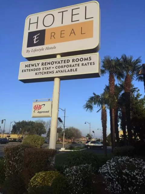 Property logo or sign in Hotel E Real