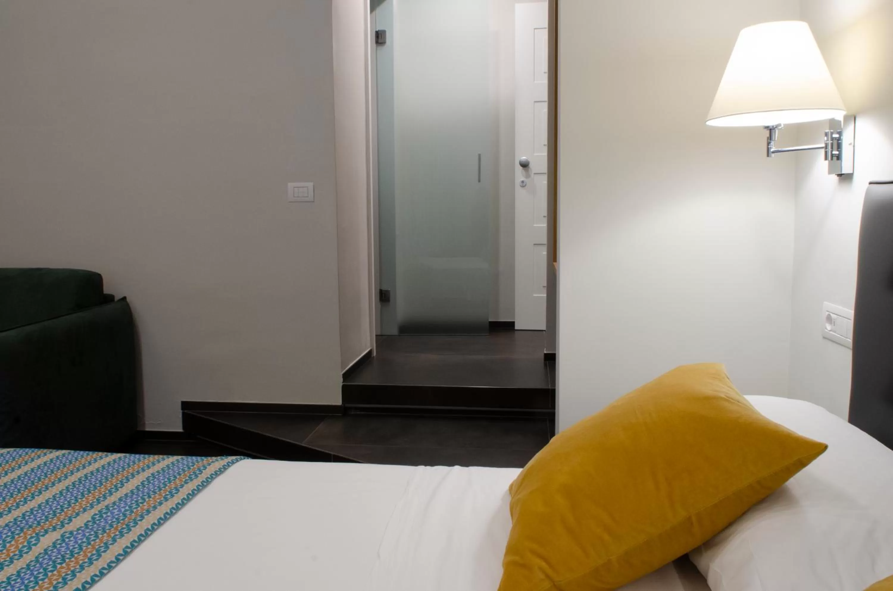 Photo of the whole room, Bed in Napoli Svelata