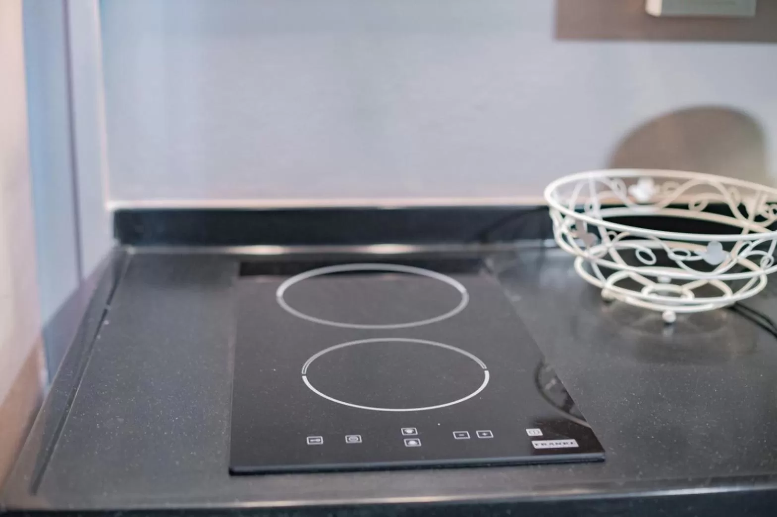 Kitchen or kitchenette in THE BEACH CHA AM Suites