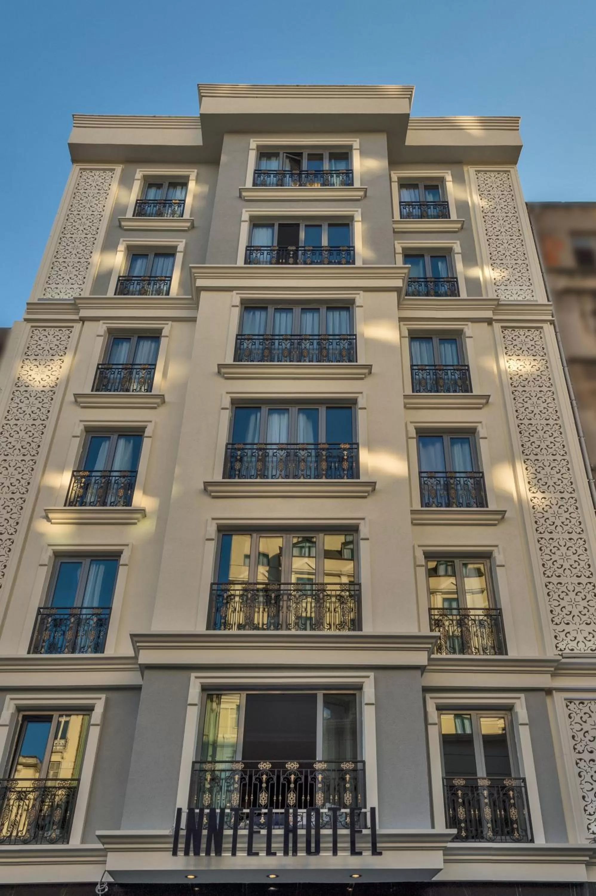 Facade/entrance in Inntel Hotel Istanbul