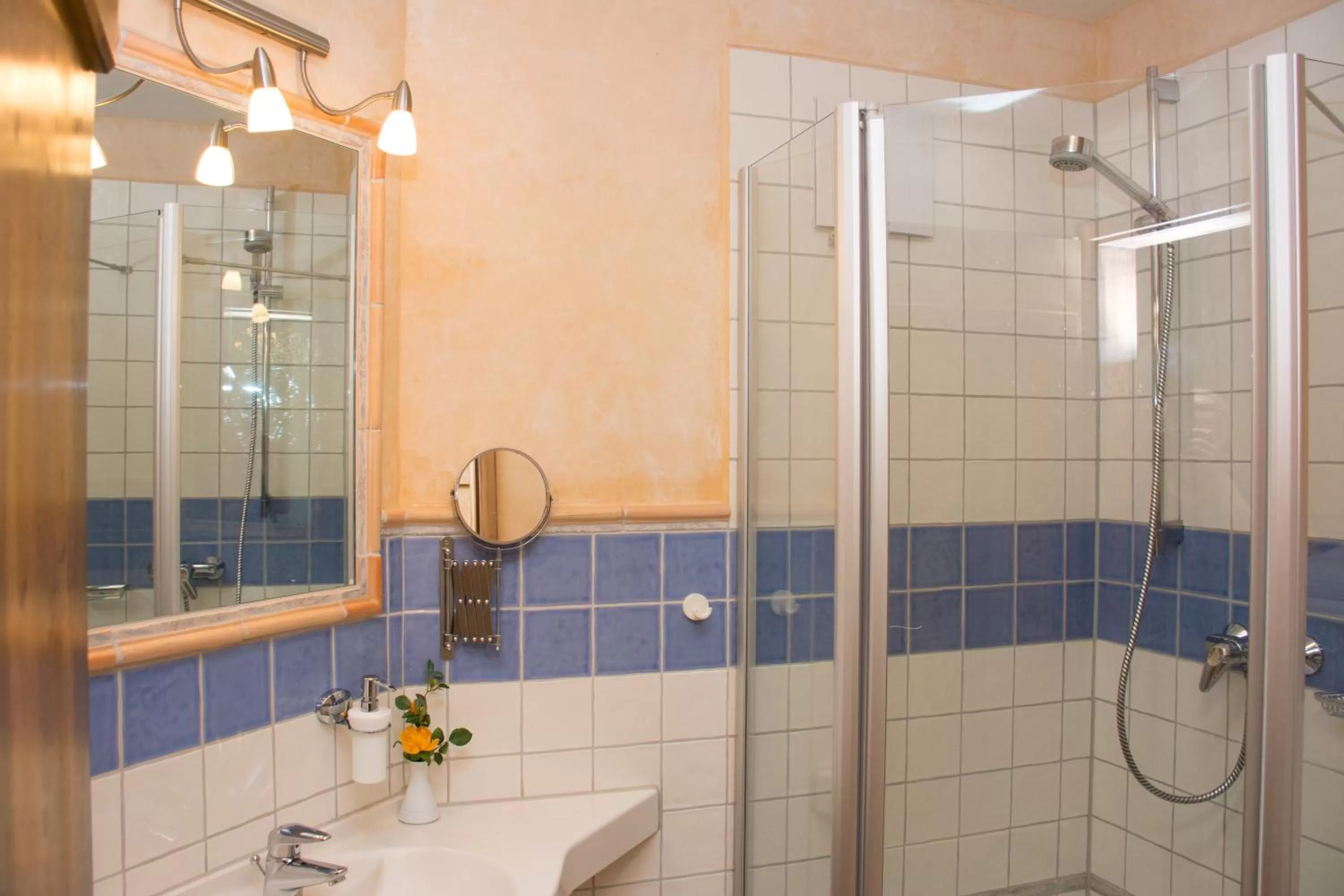 Bathroom in Hotel Casa Rustica - Eintrittskarten für den Europapark erhalten Sie garantiert über uns!