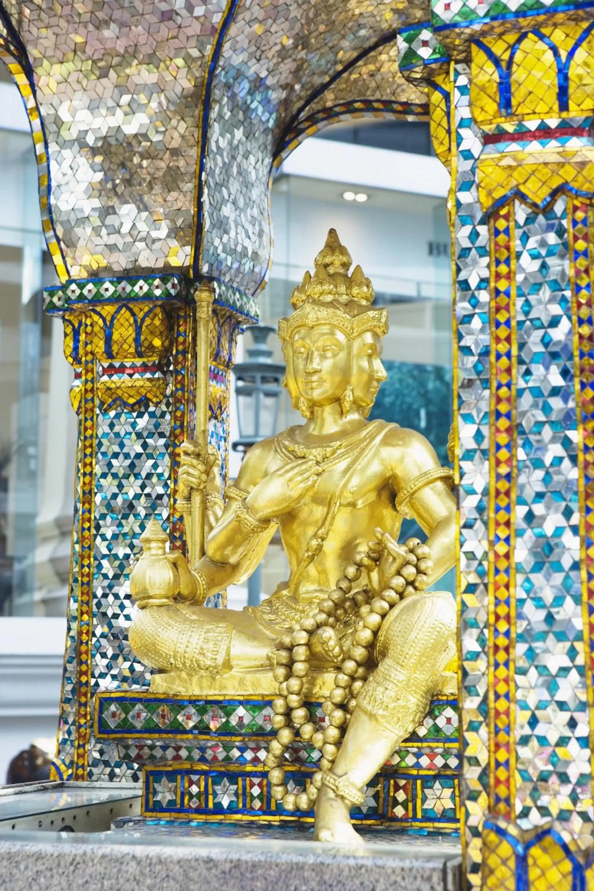 Area and facilities in Centre Point Hotel Chidlom Bangkok