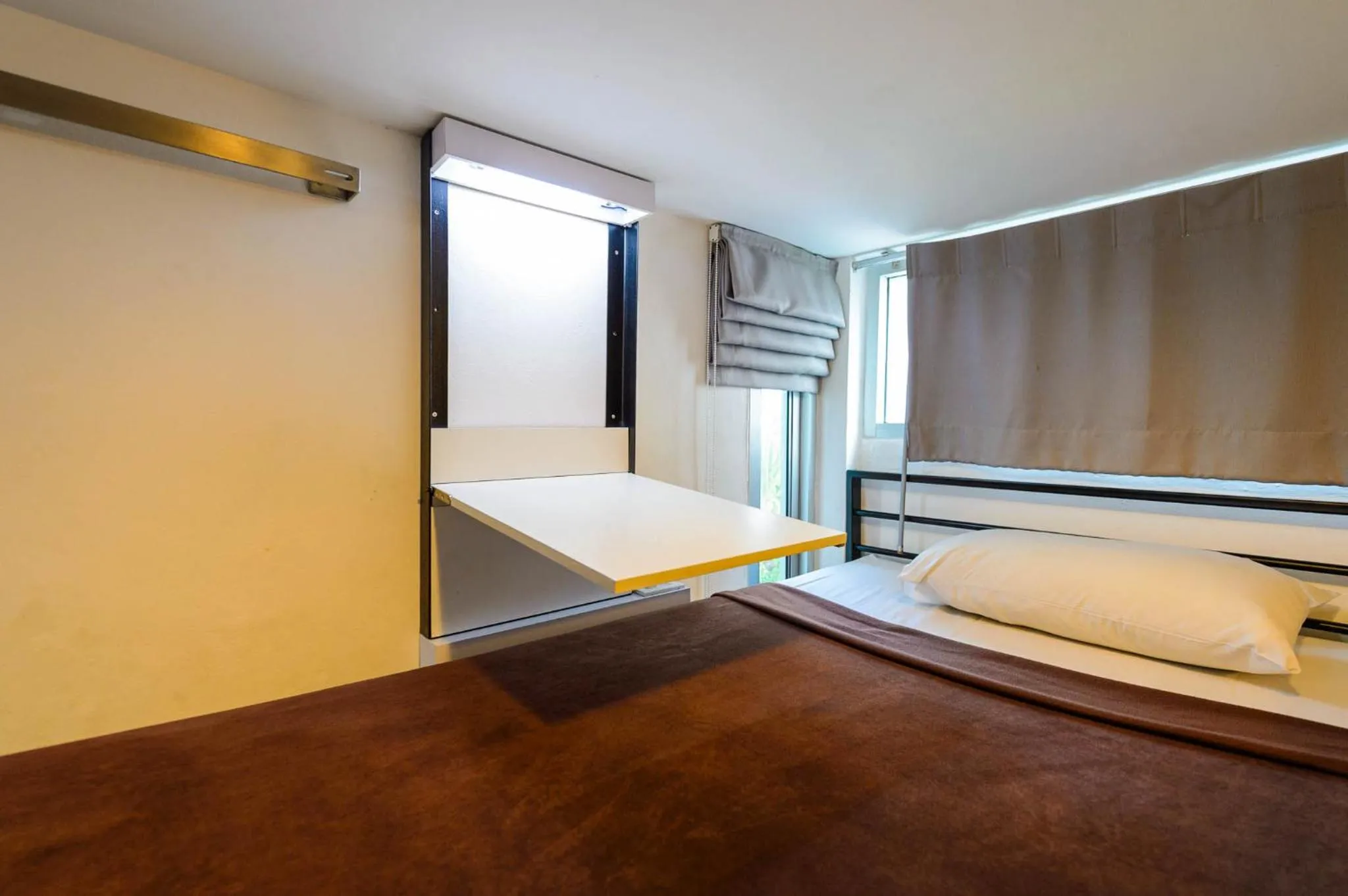 Living room, TV/Entertainment Center in CheQinn Hostel - Sukhumvit 4 Nana Plaza