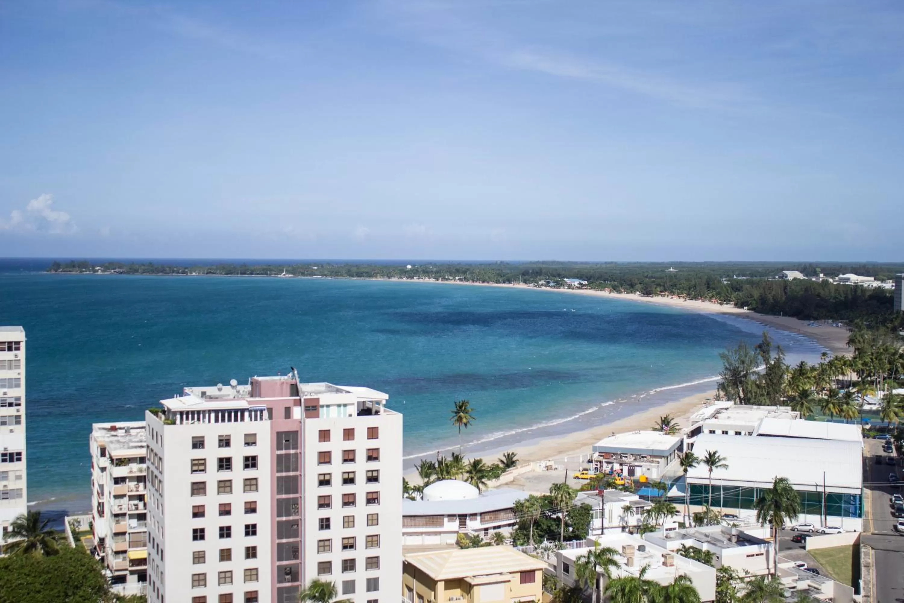 Property building in ESJ Towers by Chana