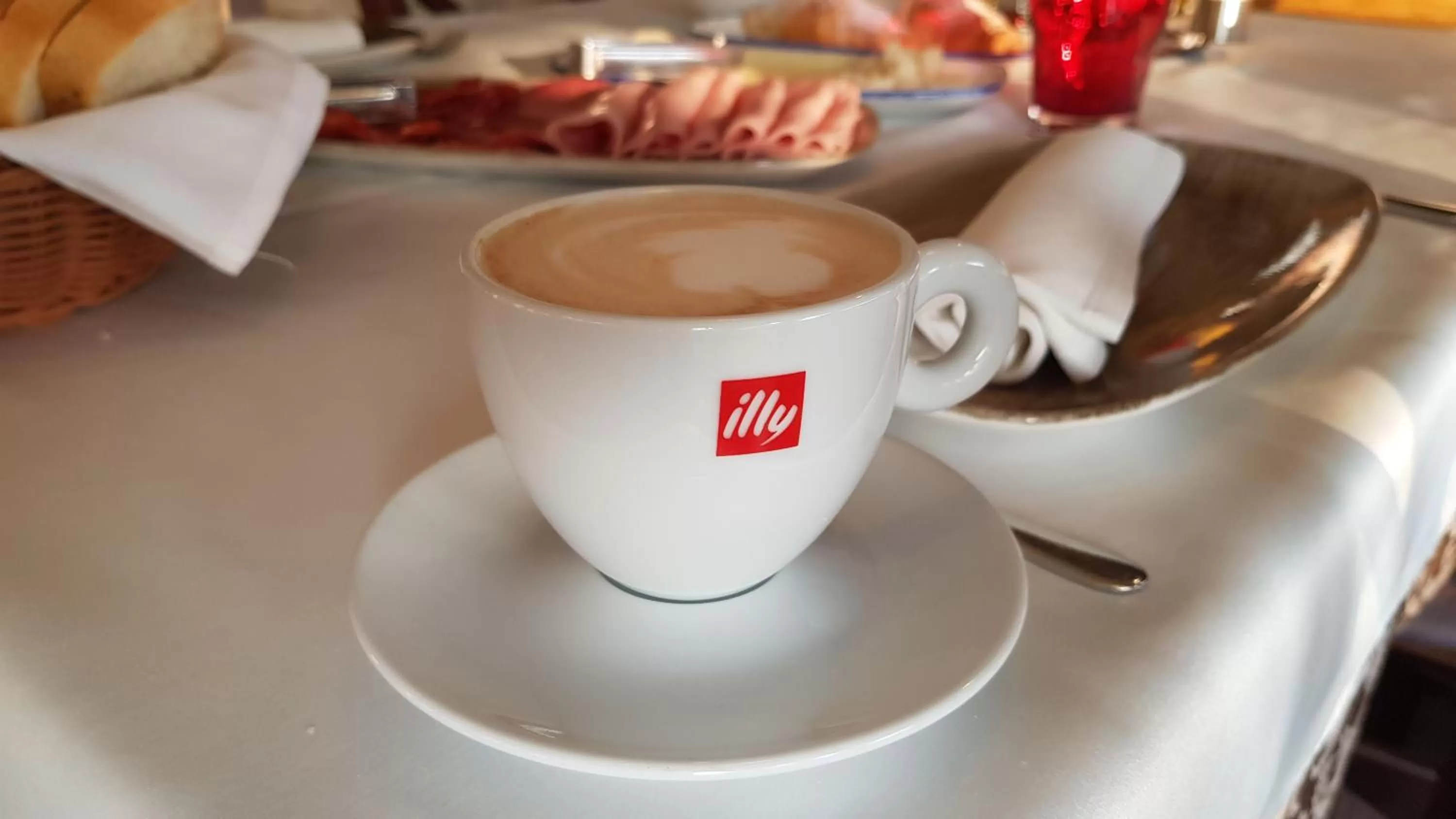 Breakfast in Boutique B&B Luna