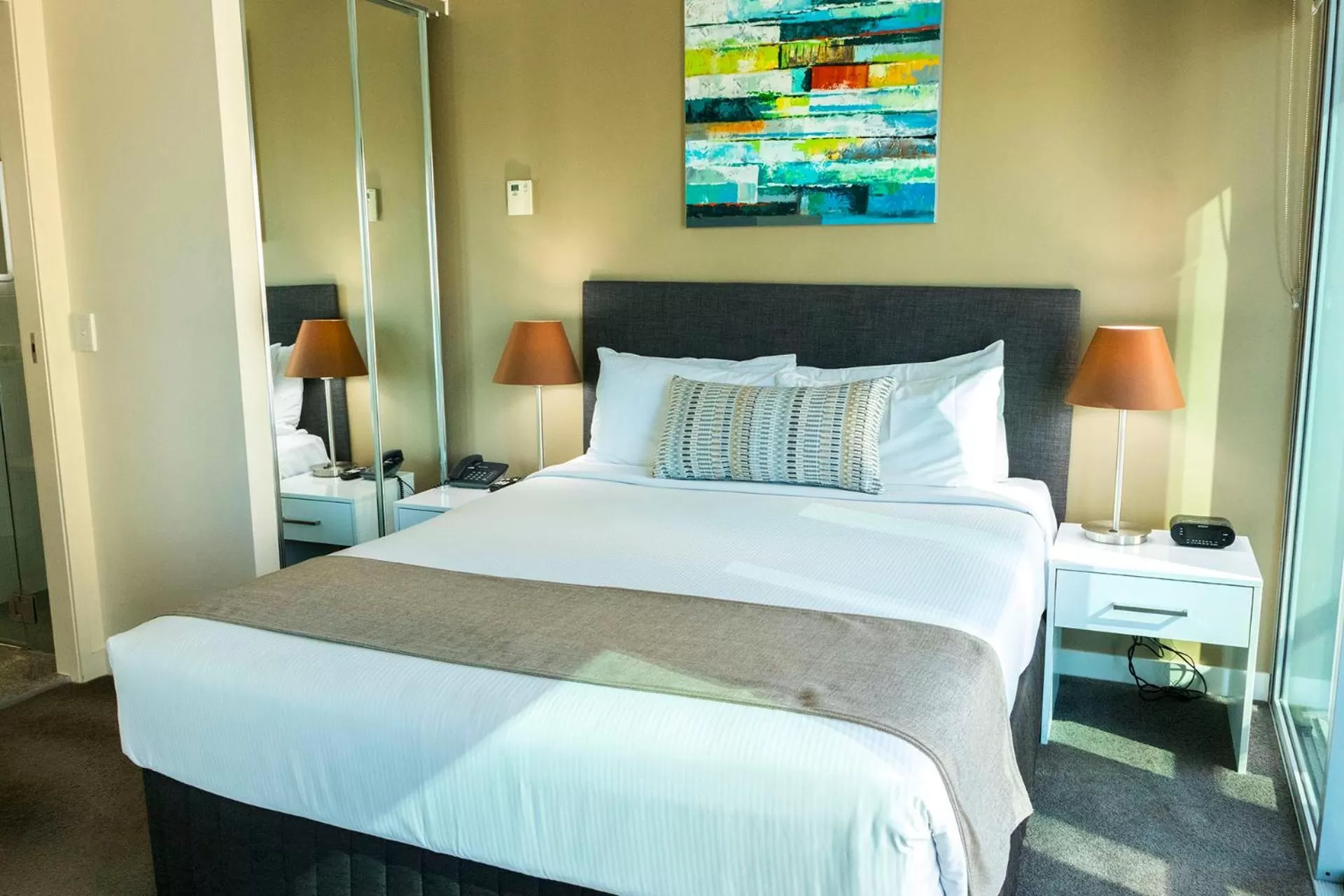 Bedroom, Bed in Evolution Apartments