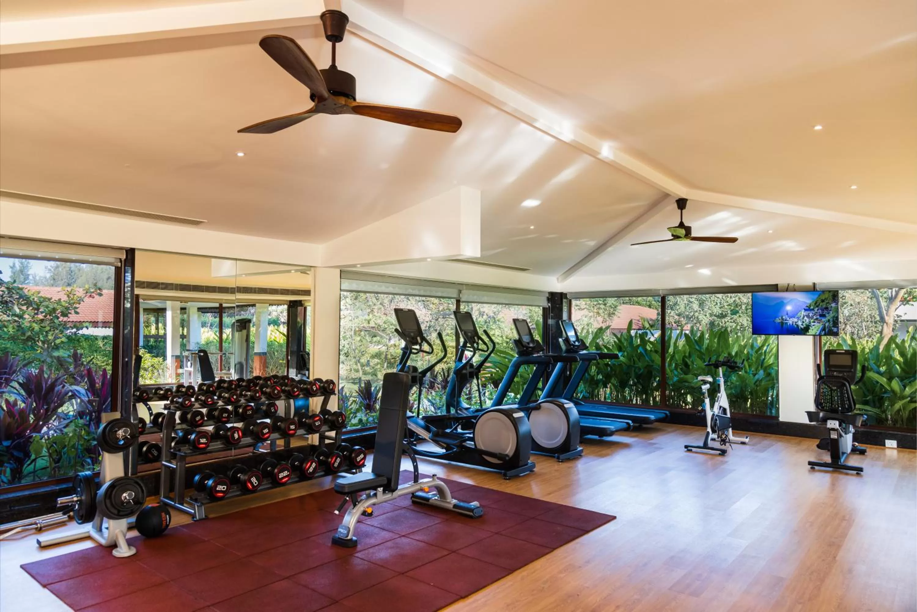 Fitness centre/facilities in Denissons Beach Resort, formerly Gamyam Retreat