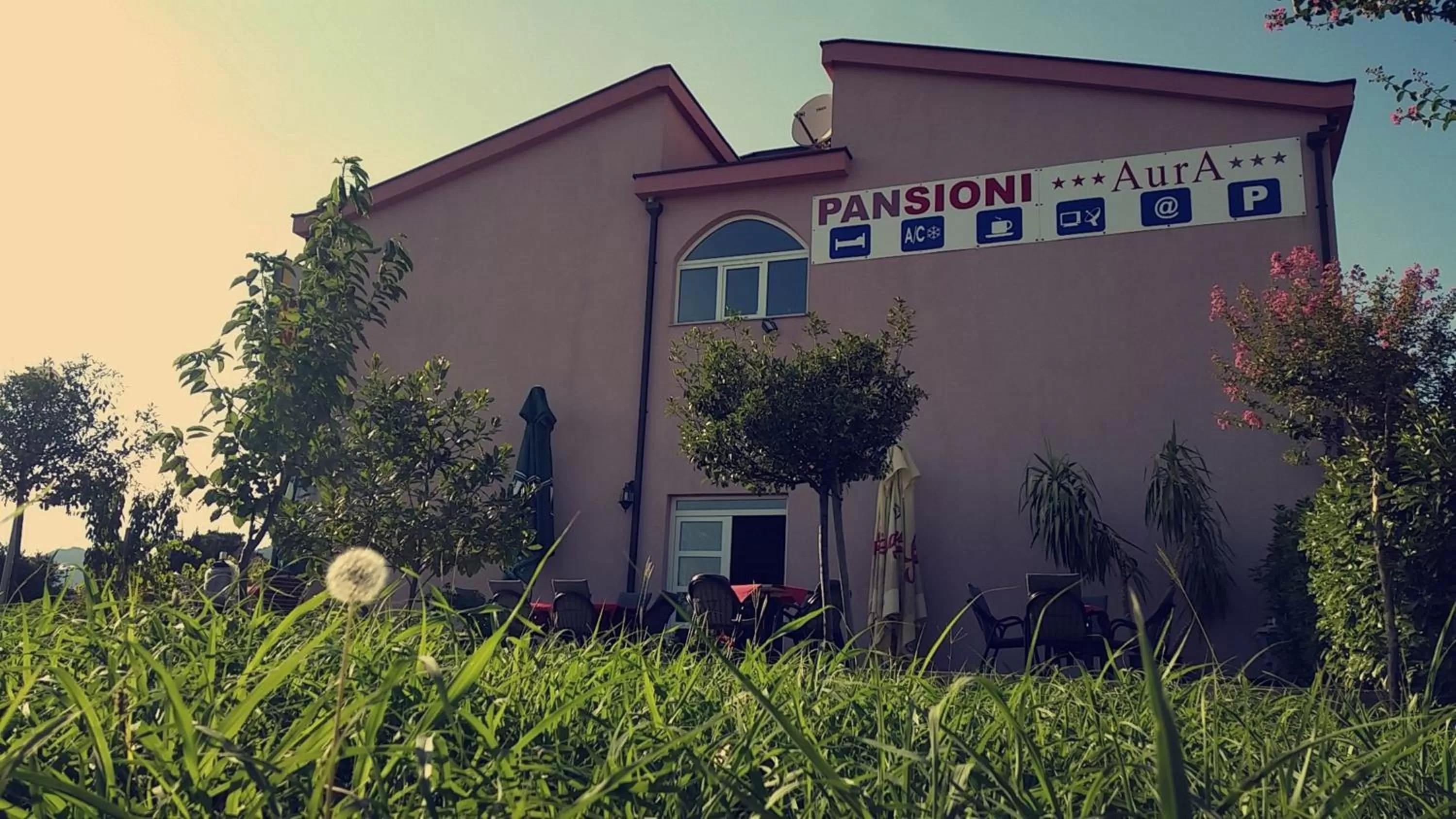 Natural landscape, Property Building in Motel Aura