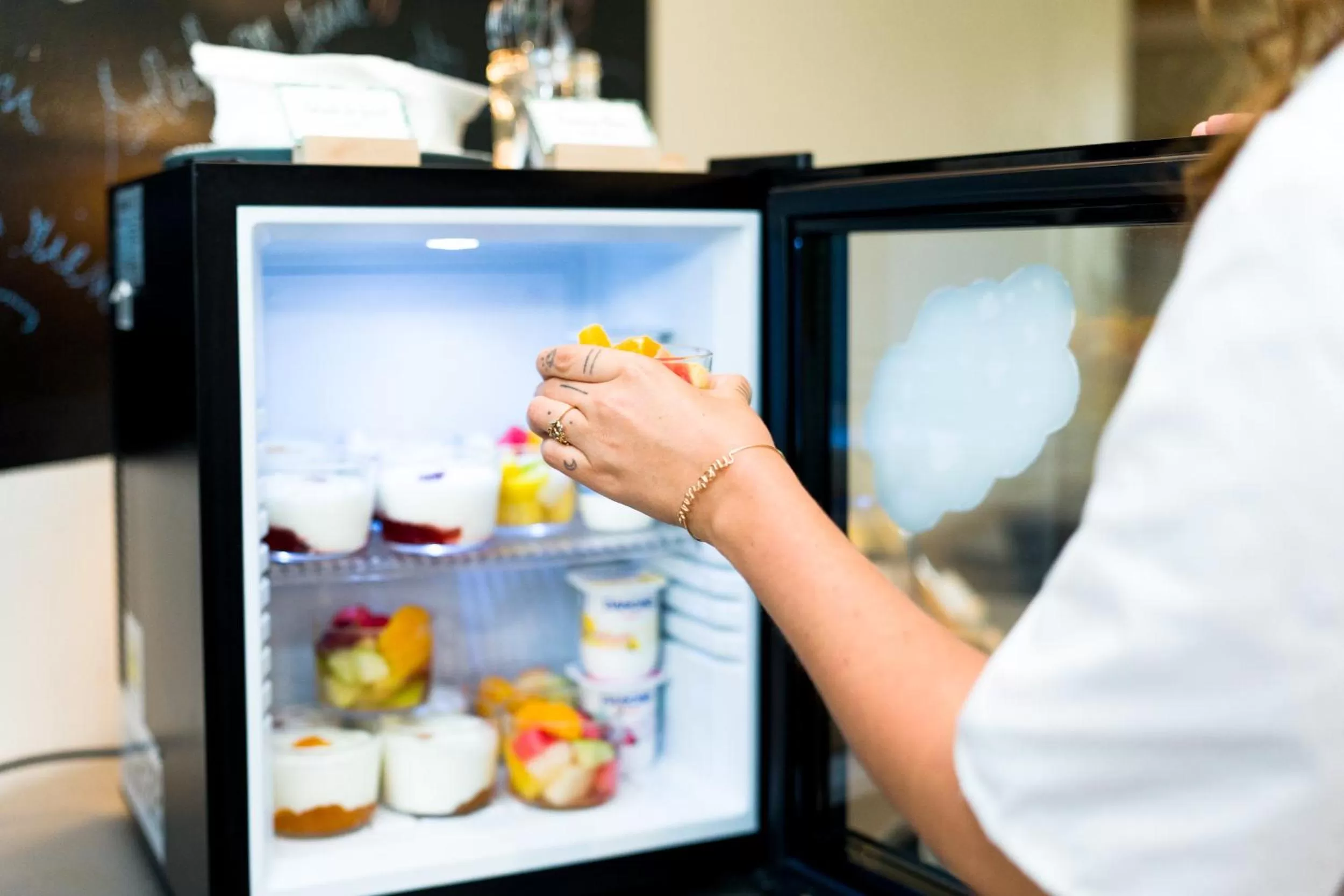 Food in Appart'hotel Victoria Garden Pau