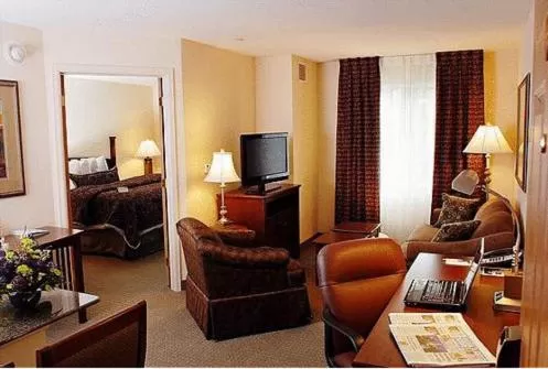 Photo of the whole room in Staybridge Suites - Philadelphia Valley Forge 422 by IHG